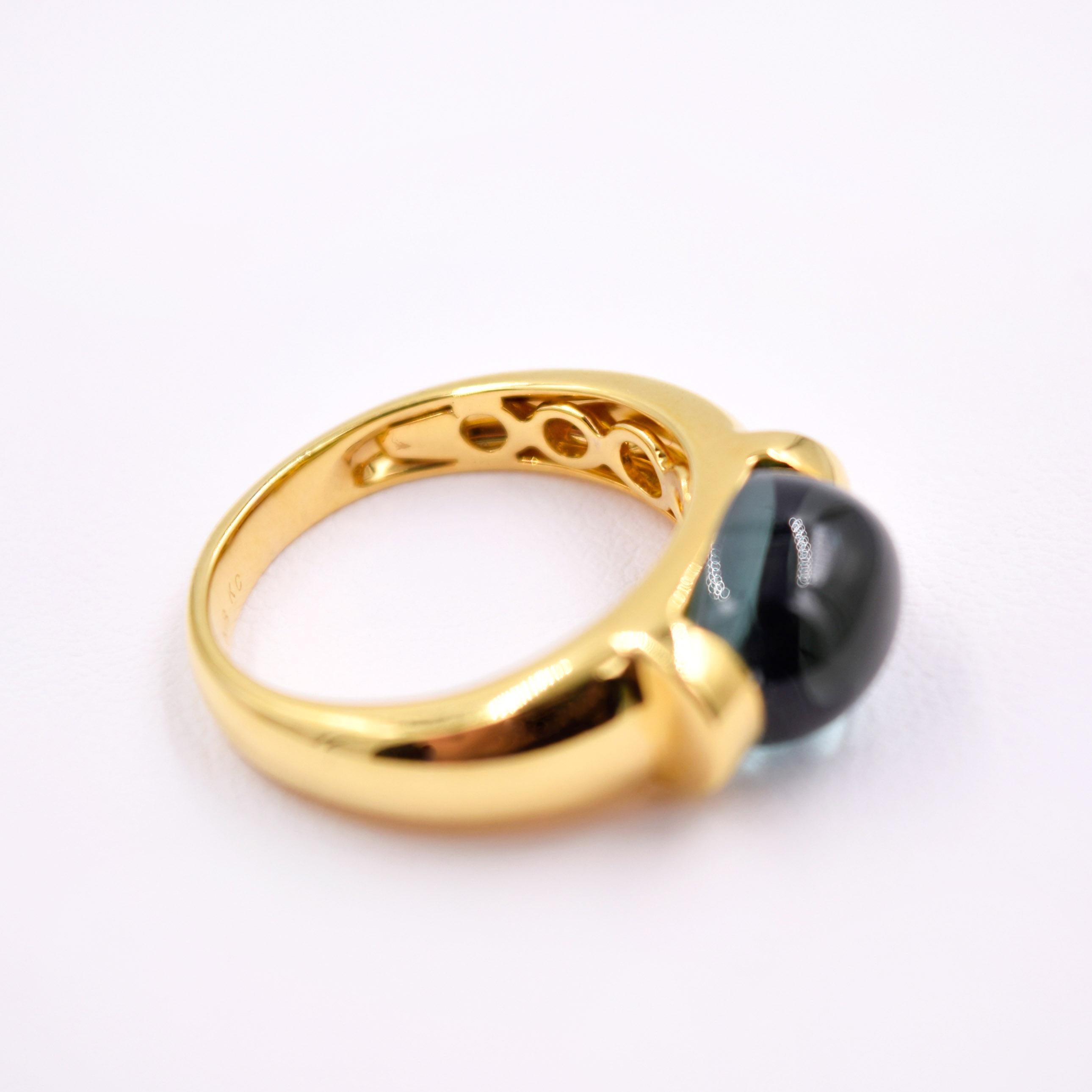 Green Cabochon Tourmaline 18 Karat Yellow Gold Ring In New Condition For Sale In Mill Valley, CA