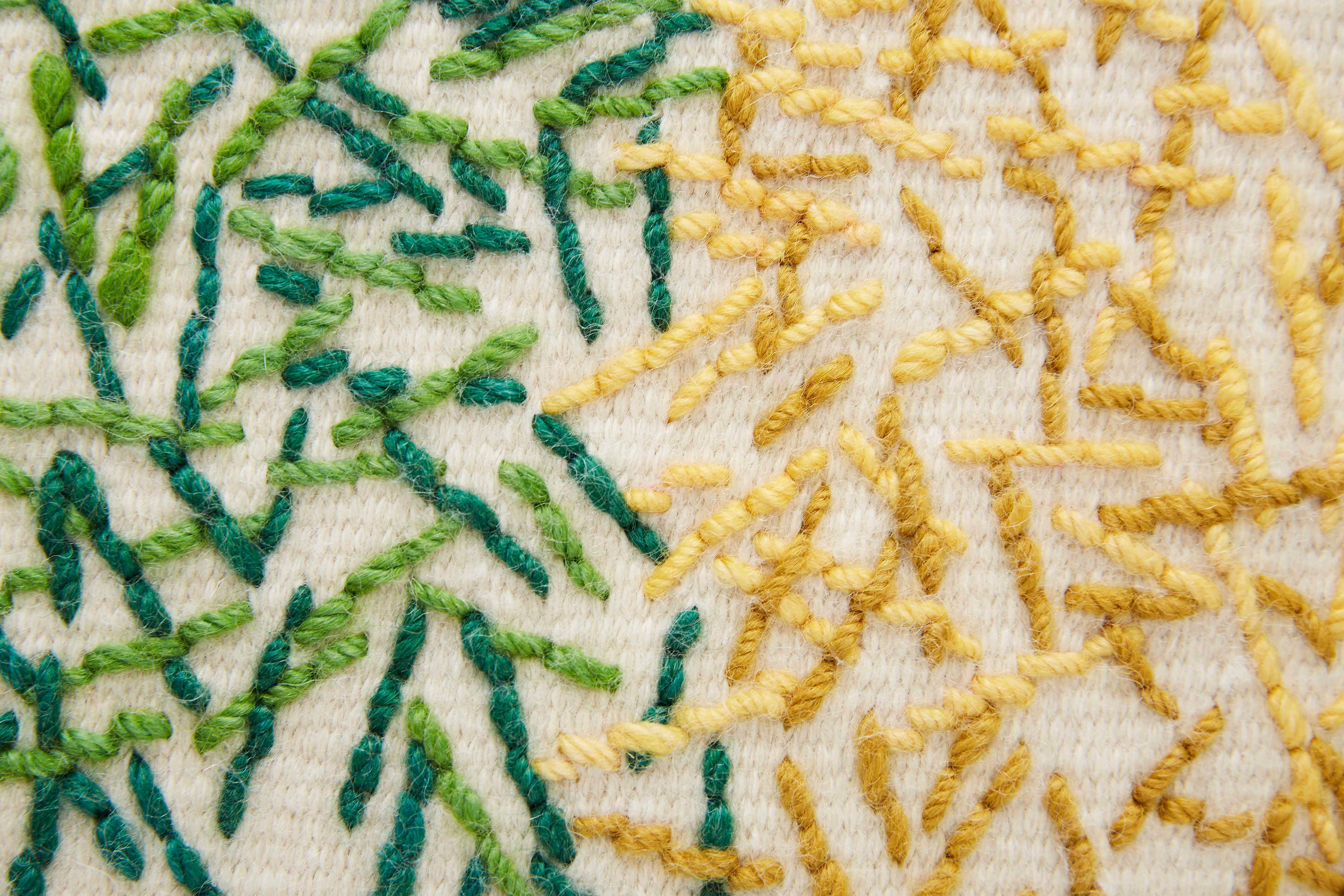 Spagnolo Tappeto Greene Calm Backstitch di Gandia Blasco in vendita