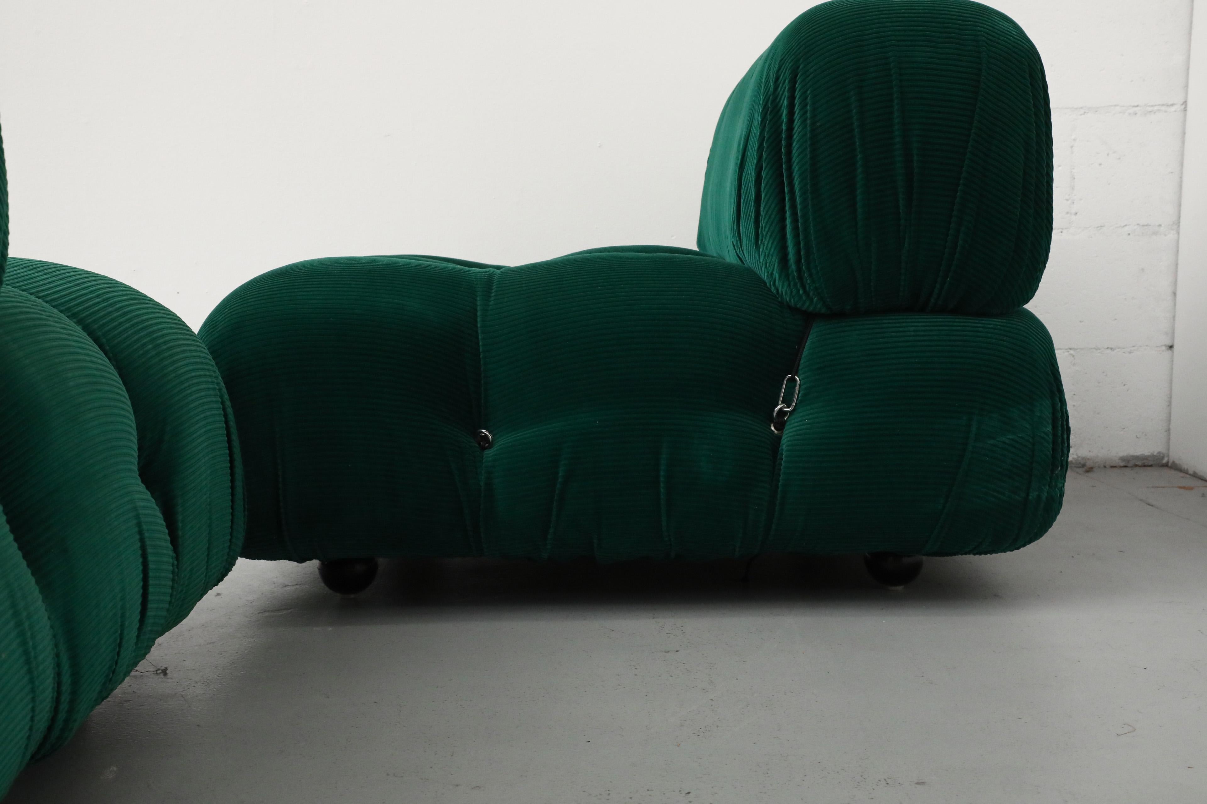 Divano 'Camaleonda' di Mario Bellini per B&B Italia in velluto a coste color verde smeraldo in vendita 11