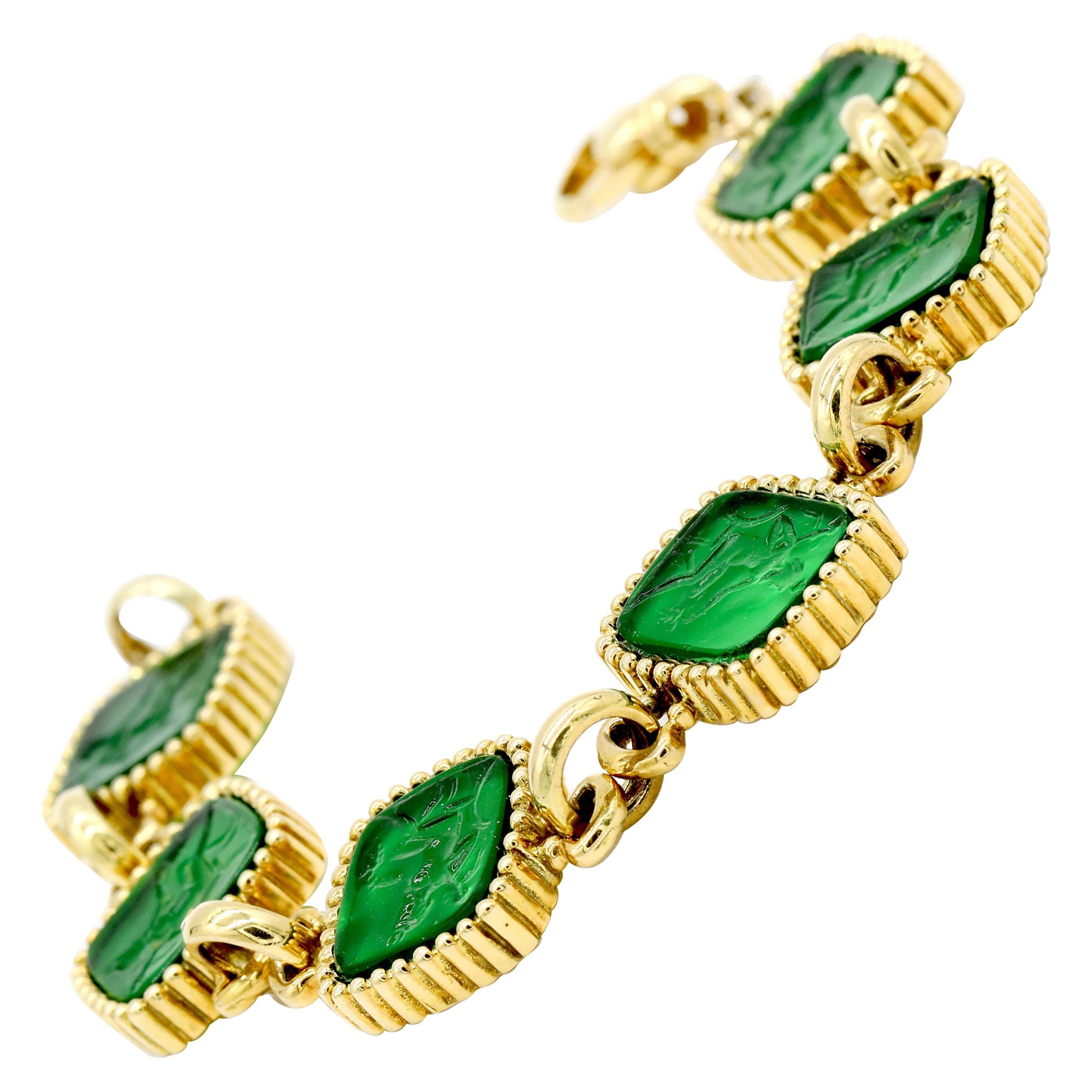 Green Carved Italian Murano Glass Cameo Intaglio Bracelet 18 Karat Yellow Gold