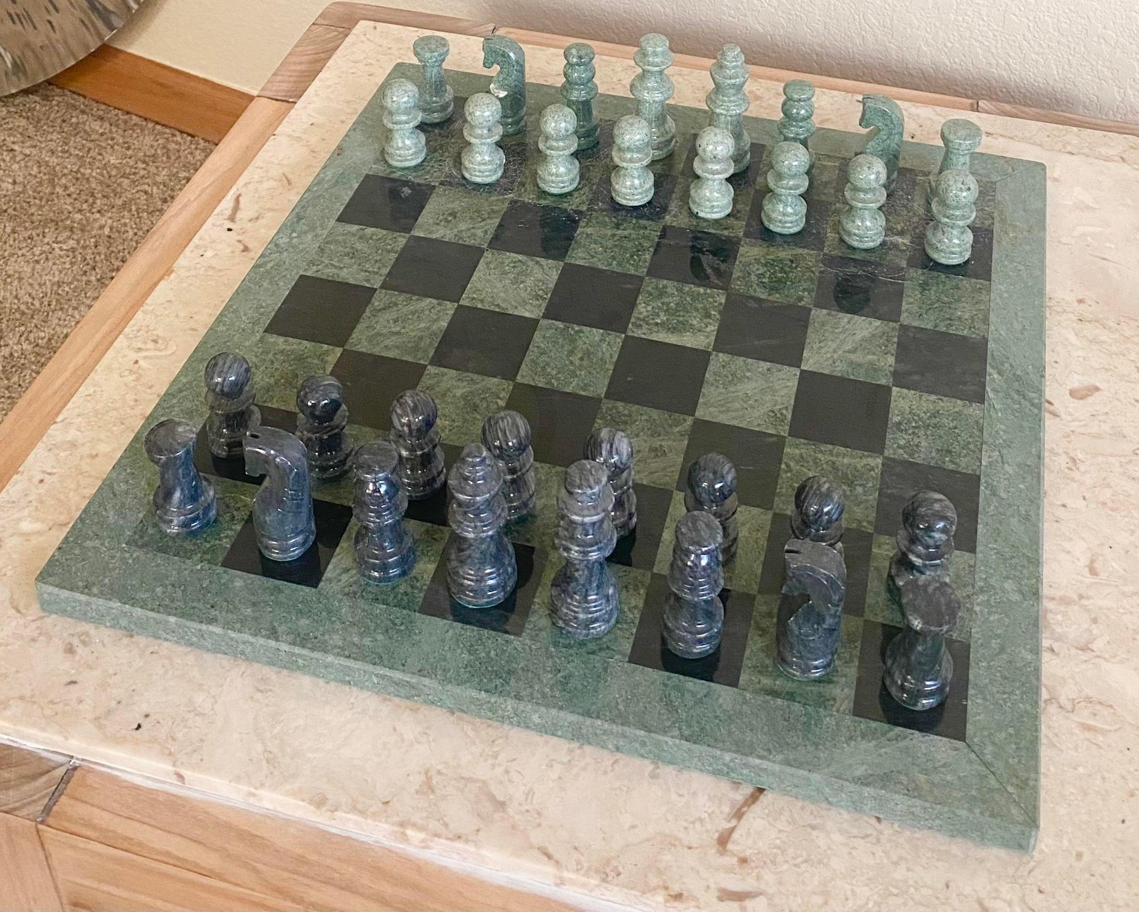 Green Carved Marble Modernist Chess Set 1