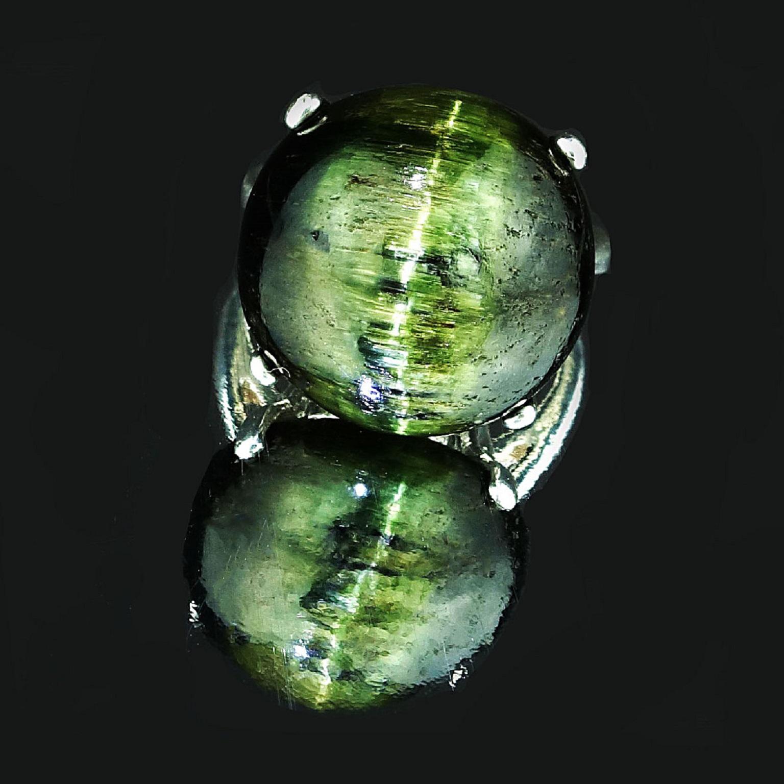 Gemjunky Green Cat's Eye Cabochon in Sterling Silver Ring 2