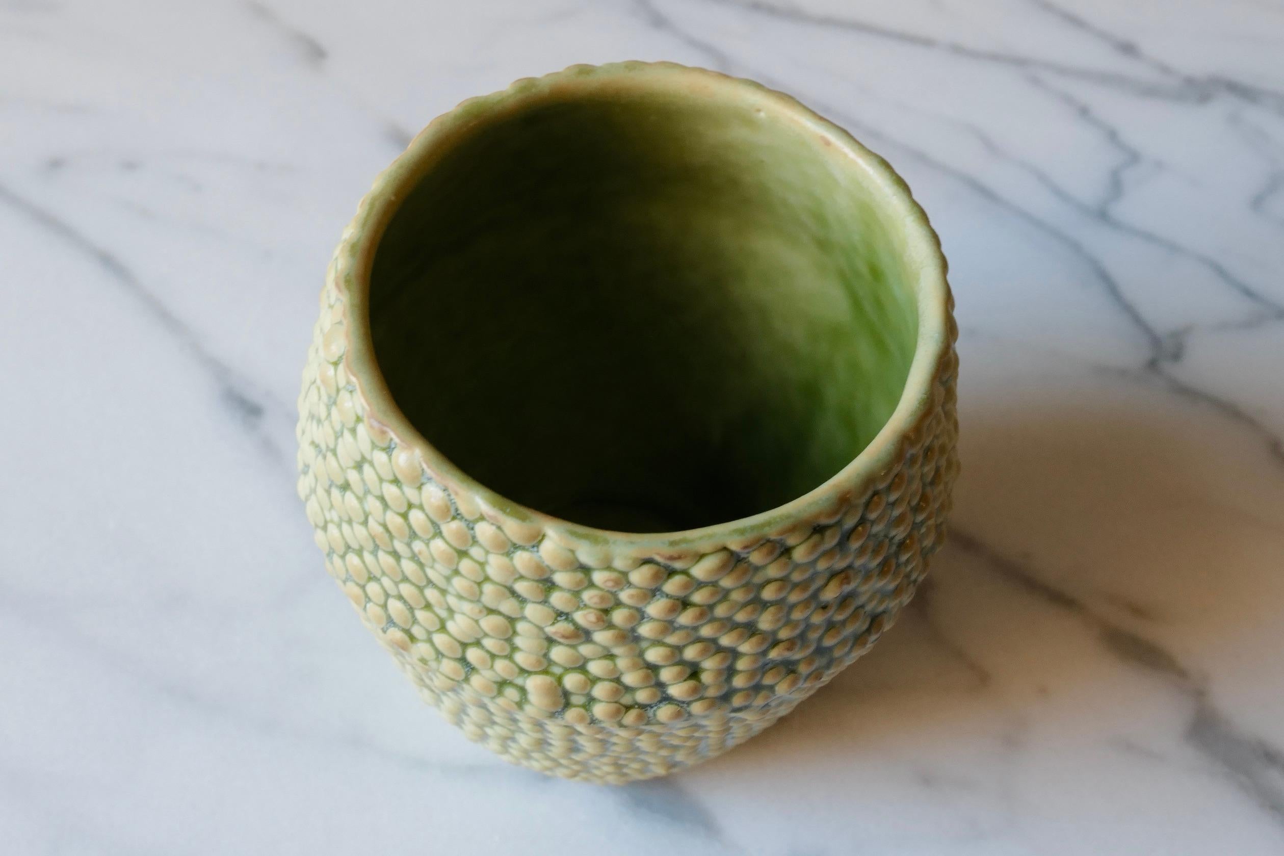 Green Caviar Porcelain Tumbler by Lana Kova In New Condition In New York City, NY