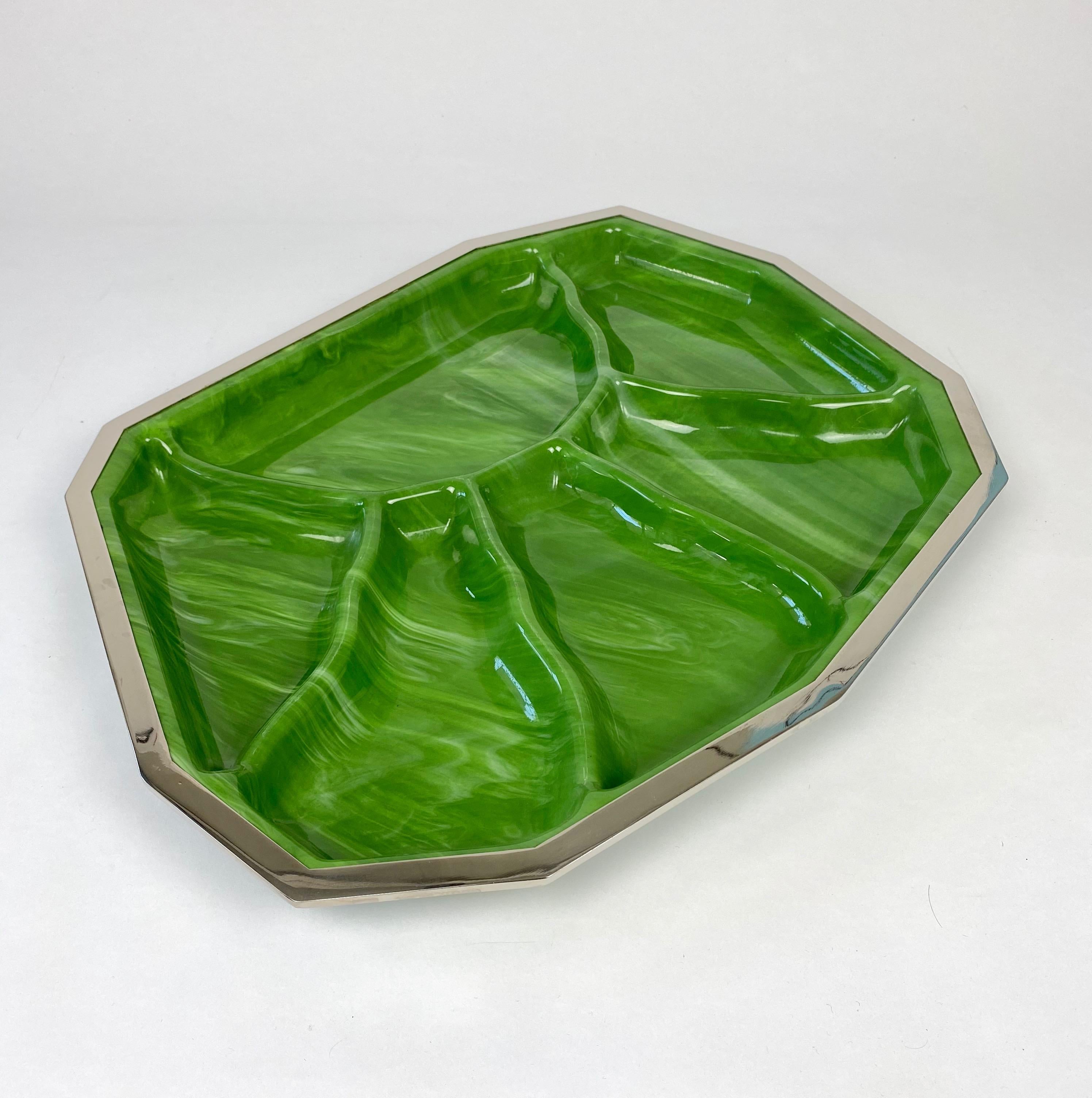 Italian Green Centerpiece in Perspex Marble Effect and Chrome, Italy, 1970s For Sale