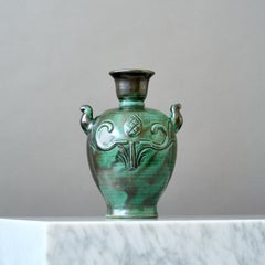 Vaso Art Deco in ceramica verde di Anna-Lisa Thomson. Upsala Ekeby, Svezia, anni '1940.