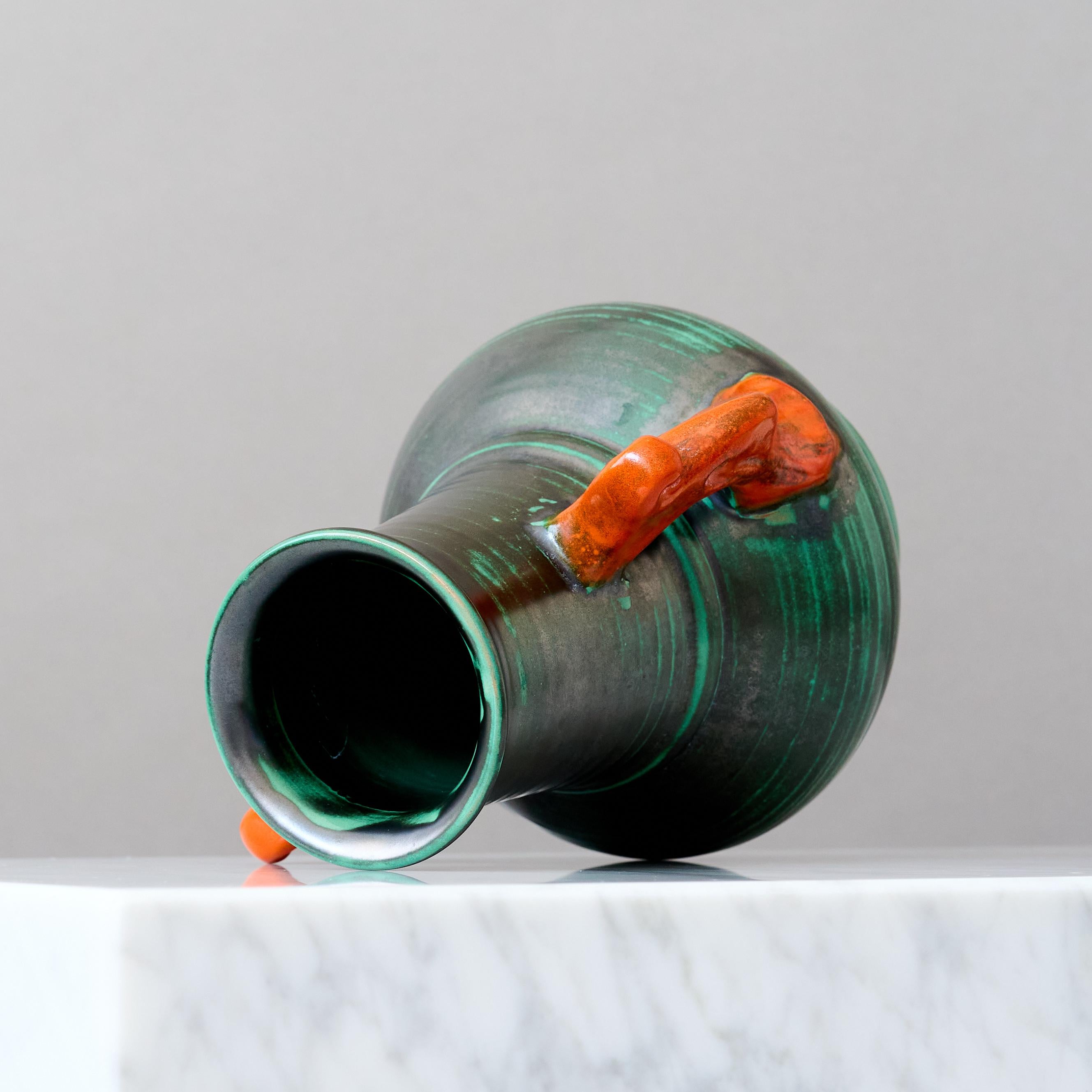 Céramique Vase Artful Green en céramique Art Deco par Upsala Ekeby, Suède, années 1930 en vente