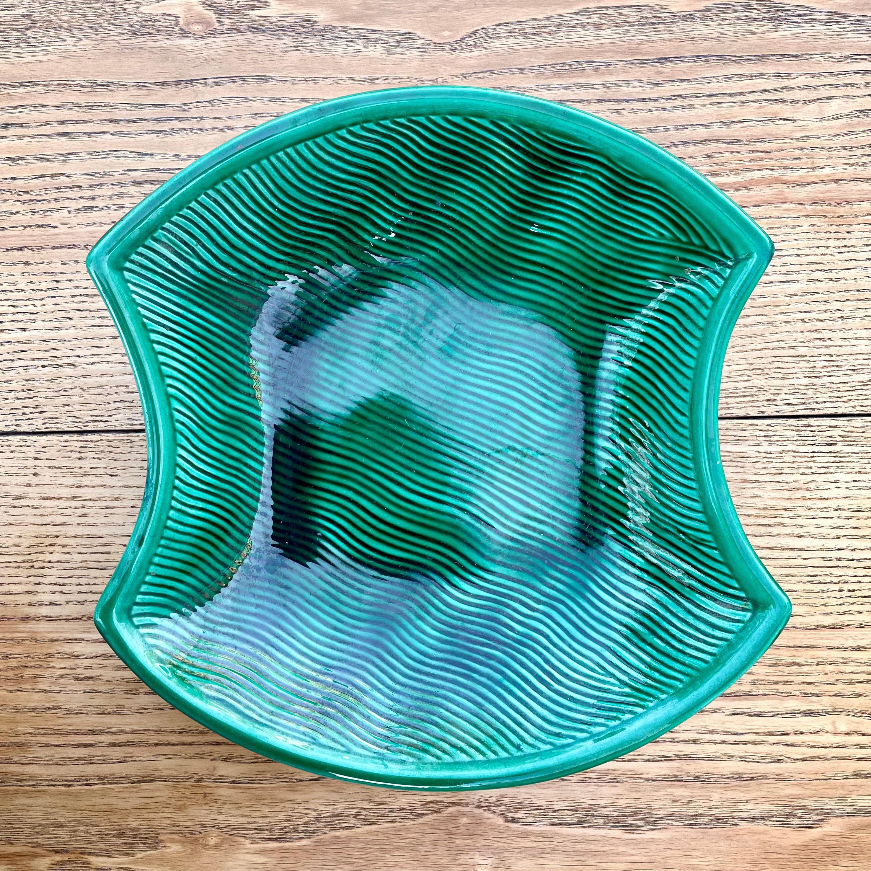 French Green ceramic bowl from Vallauris, France, 1960s For Sale