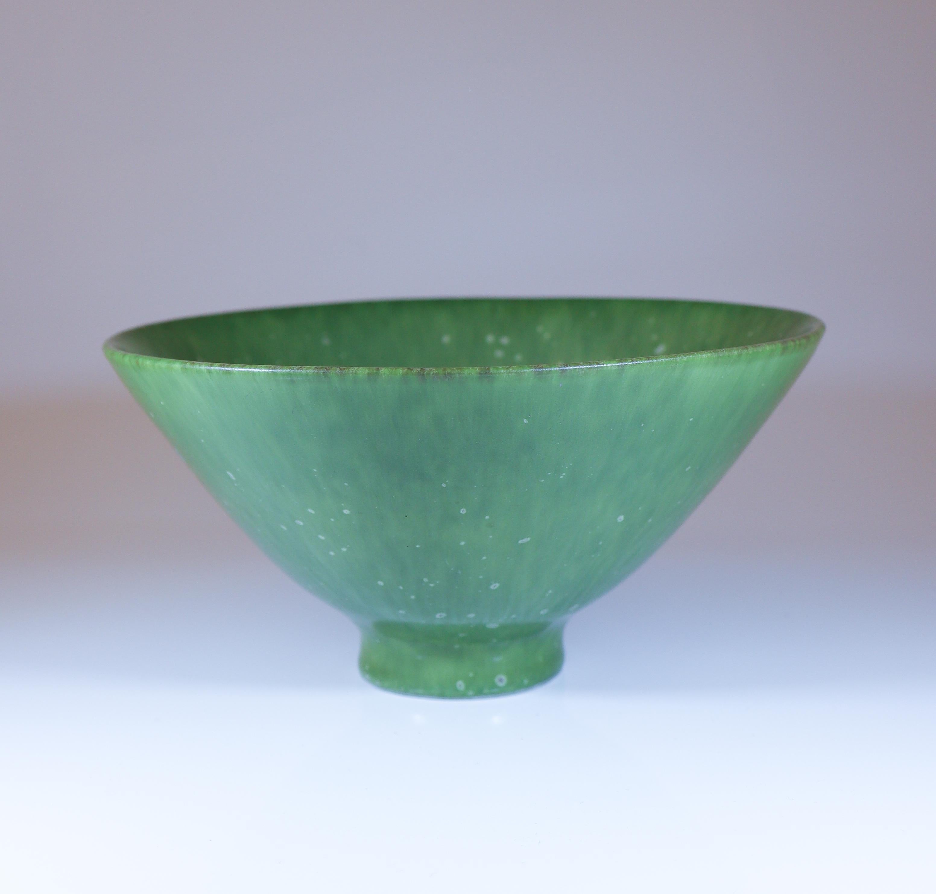Cuenco de cerámica verde Esmaltado - Carl-Harry Stålhane Rörstrand Escandinavo moderno en venta