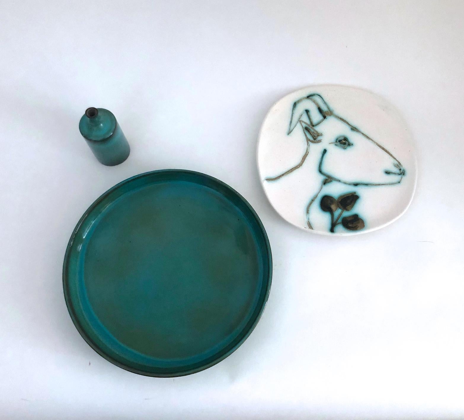 Green Ceramic Dish Signed by Ruelland In Good Condition In Paris, FR