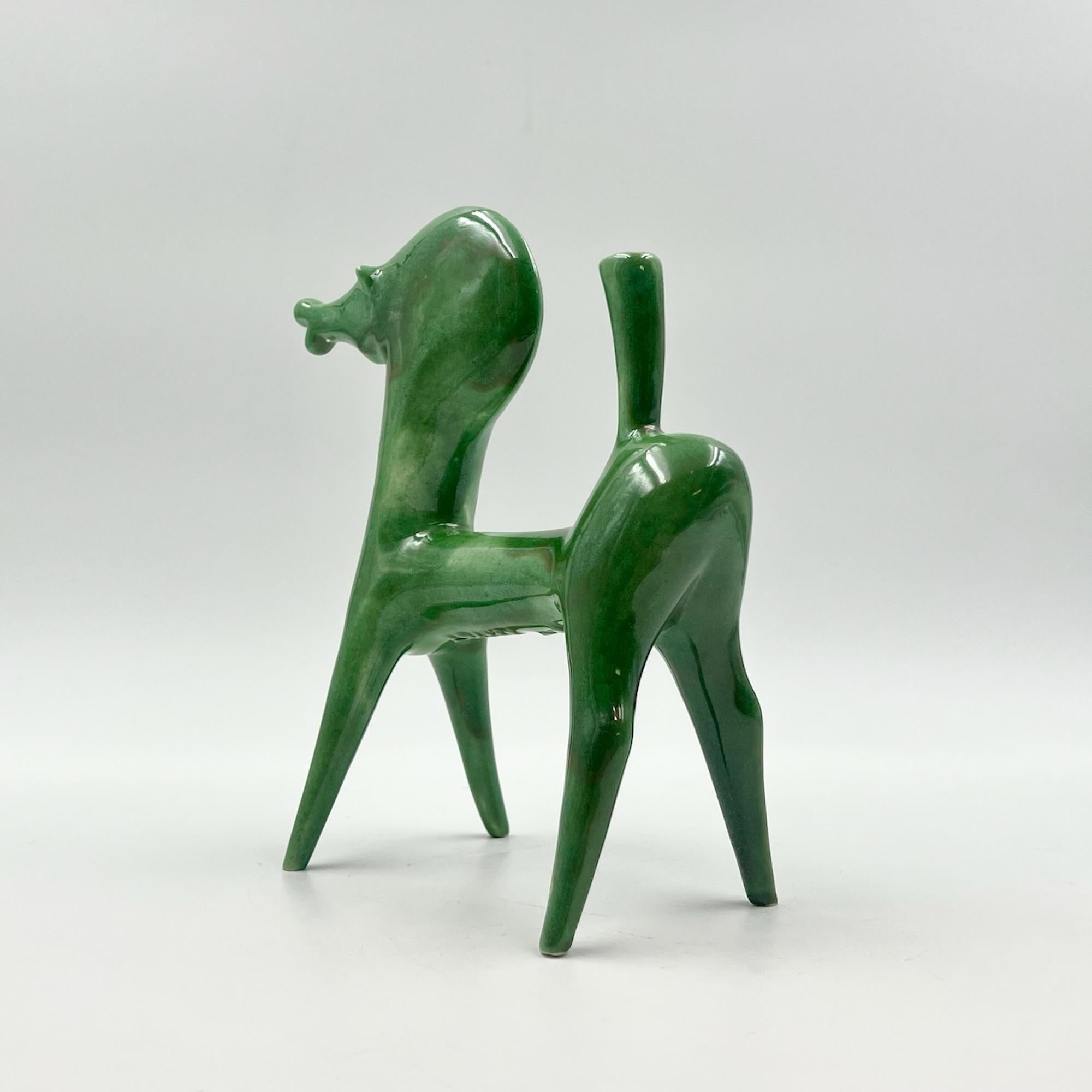 Green Ceramic Horse Figurine - 1970s Handmade Sculpture by Roberto Rigon Italy  In Good Condition For Sale In San Benedetto Del Tronto, IT