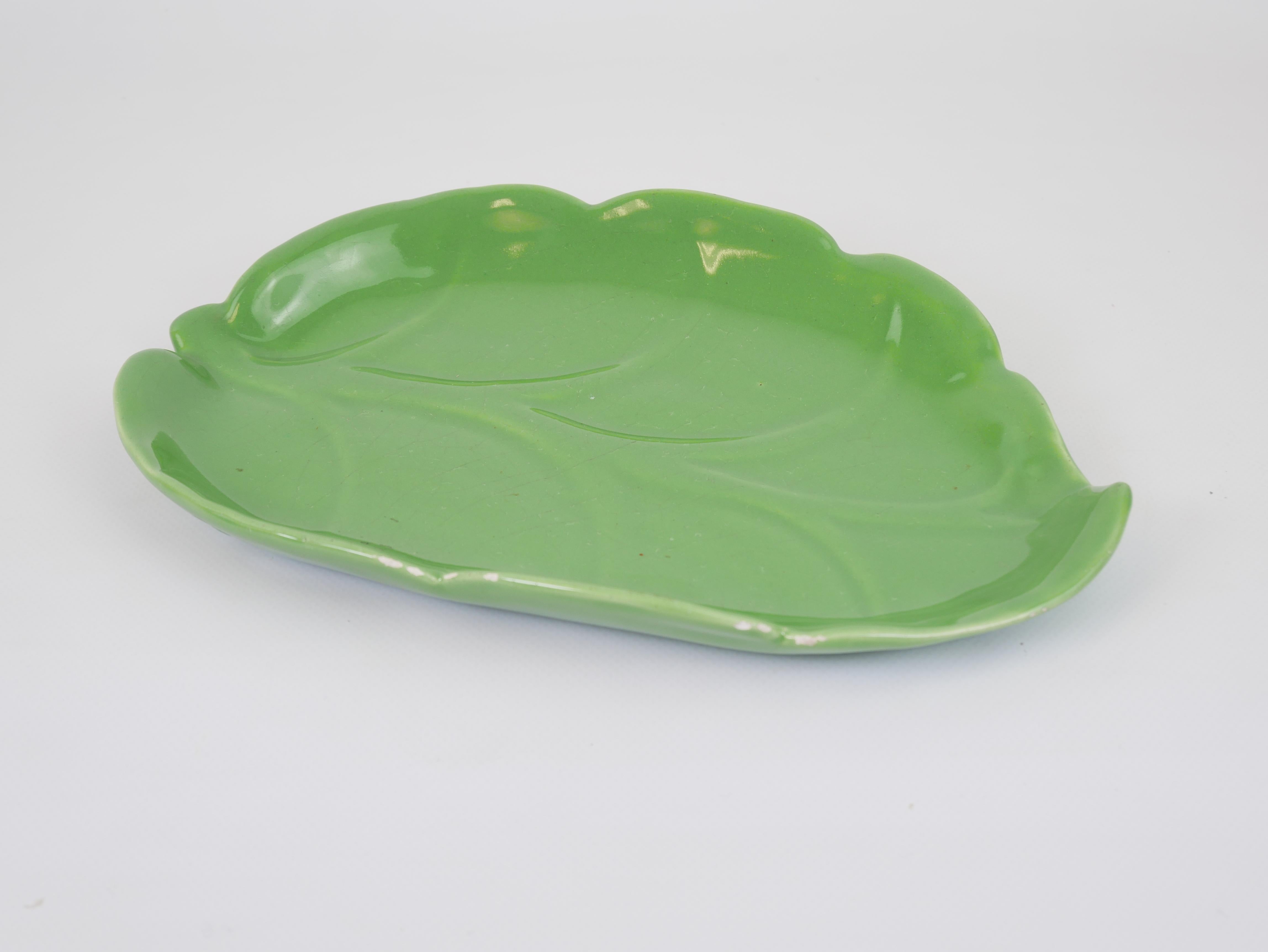 Ordenador de hojas de cerámica verde de Madoura Vallauris circa 1950 en venta 13