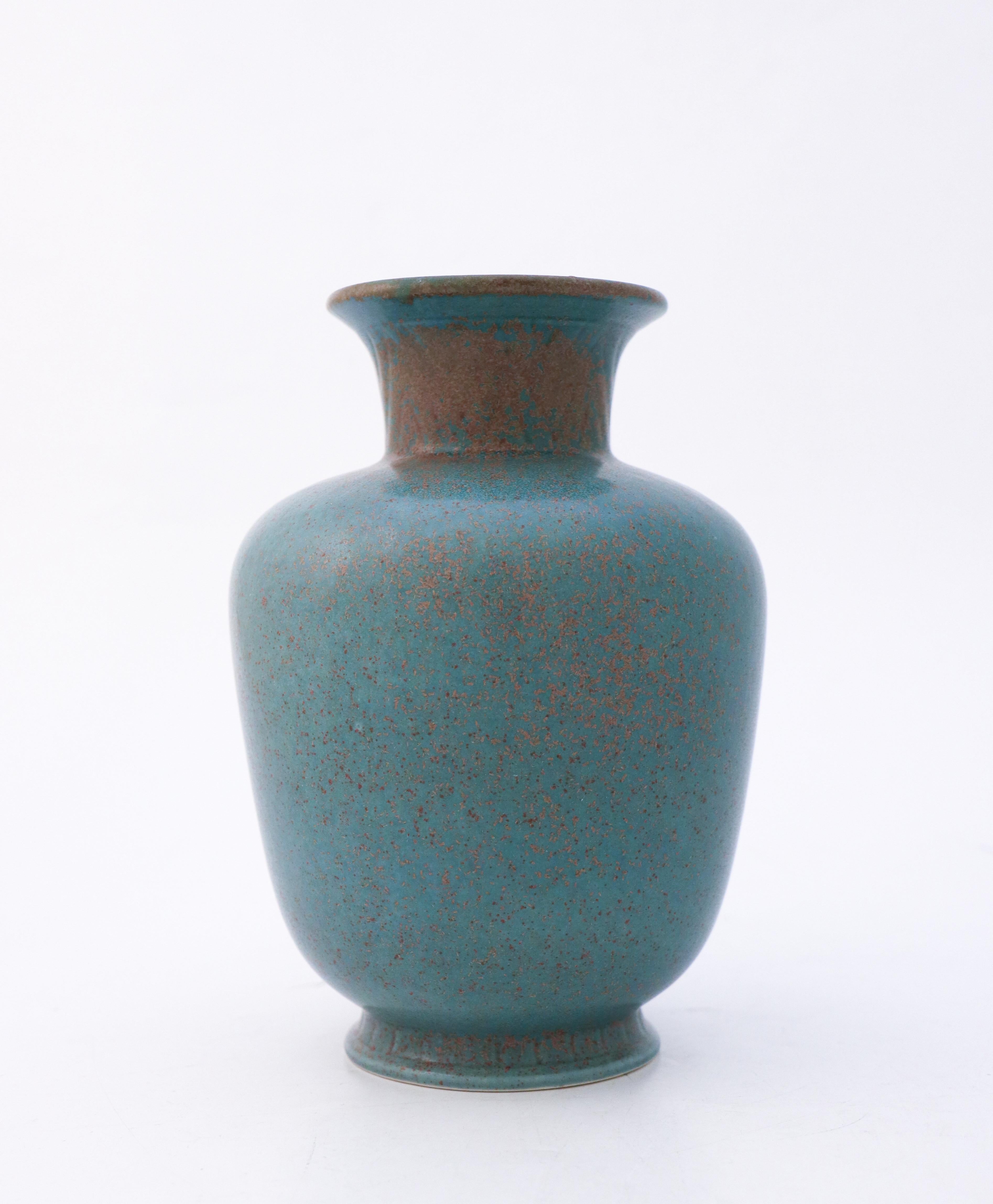 Green Ceramic Vase, Gunnar Nylund, Rörstrand, Scandinavian Midcentury Vintage In Excellent Condition For Sale In Stockholm, SE