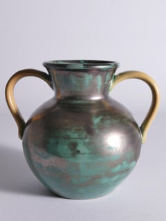 Vase en céramique verte avec anses jaunes par Anna-Lisa Thomson, Upsala Ekeby, années 1930