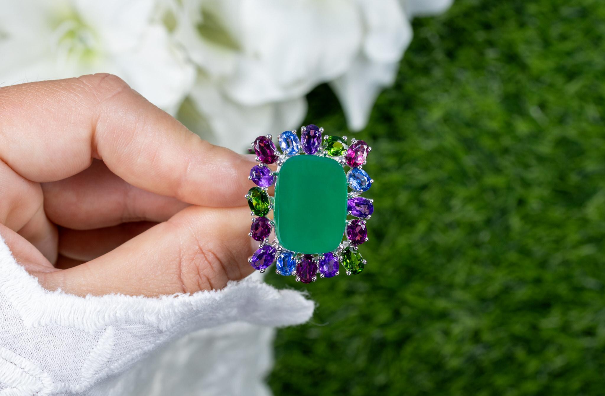 Contemporary Green Chalcedony Ring Amethyst Rhodolite Chrome Diopside Kyanite 26 Carats For Sale