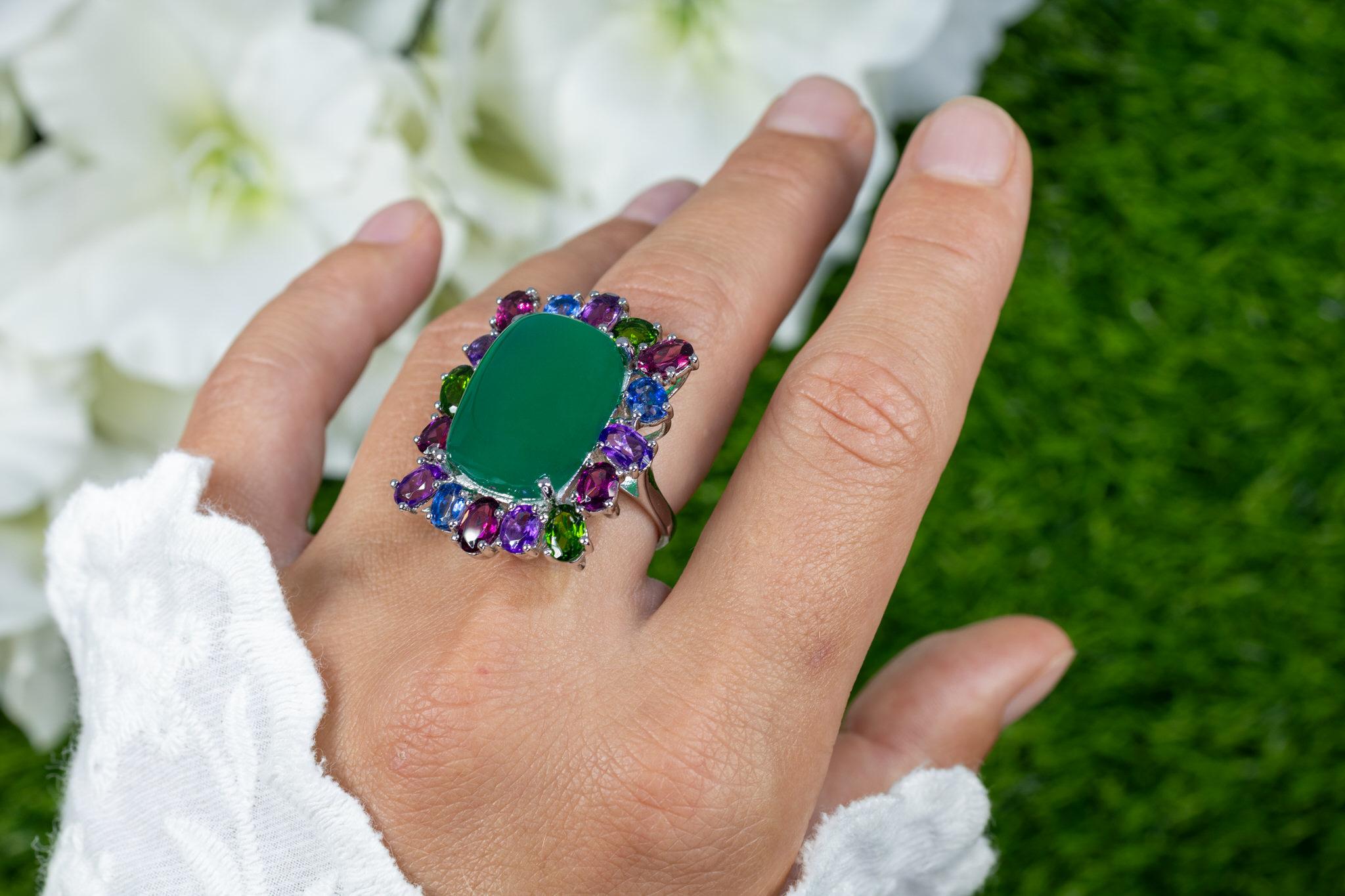 Cabochon Green Chalcedony Ring Amethyst Rhodolite Chrome Diopside Kyanite 26 Carats For Sale