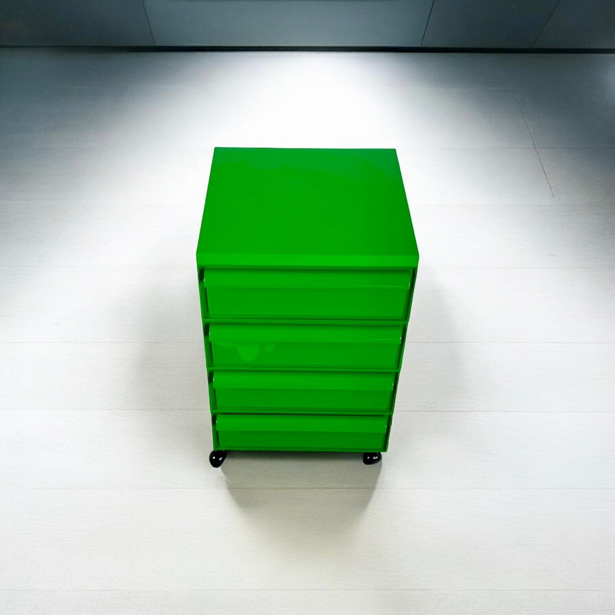 Italian Green Chest of Drawers Model 4602 by Simon Fussell for Kartell, 1970s