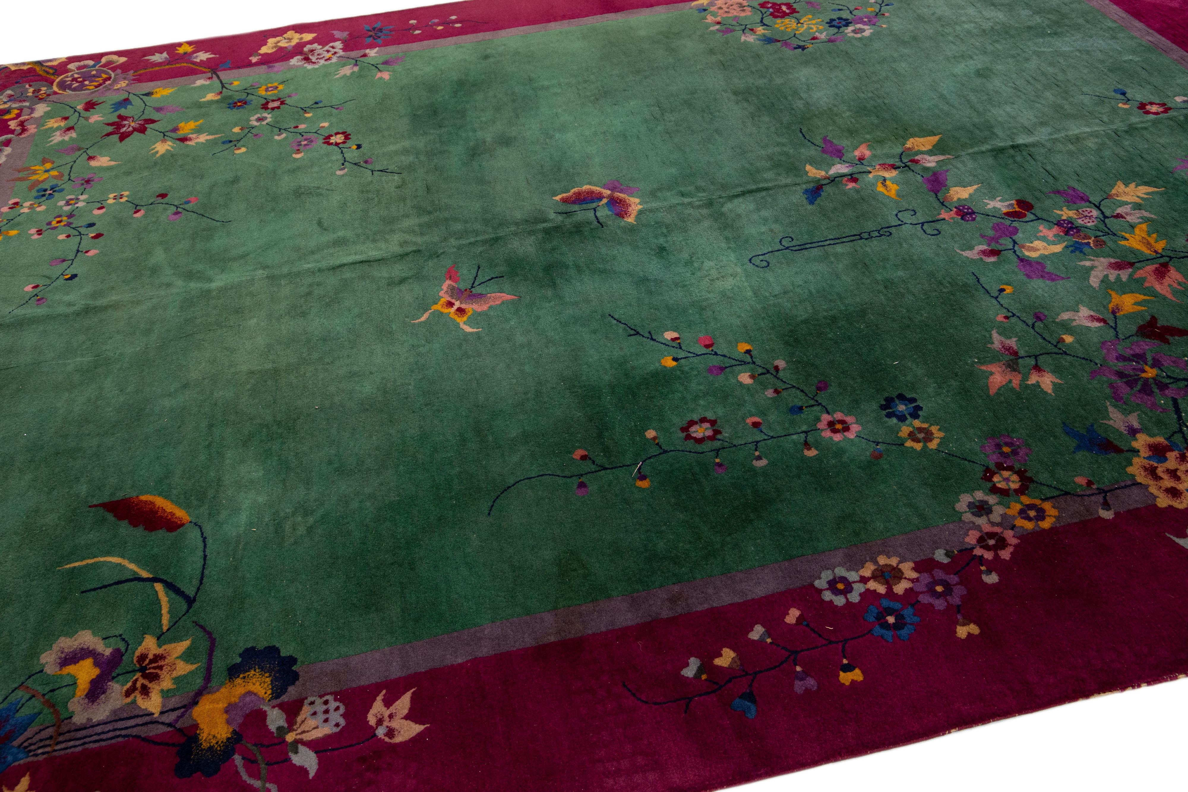 Green Chinese Art Deco Handmade Wool Rug with Floral Design In Excellent Condition For Sale In Norwalk, CT