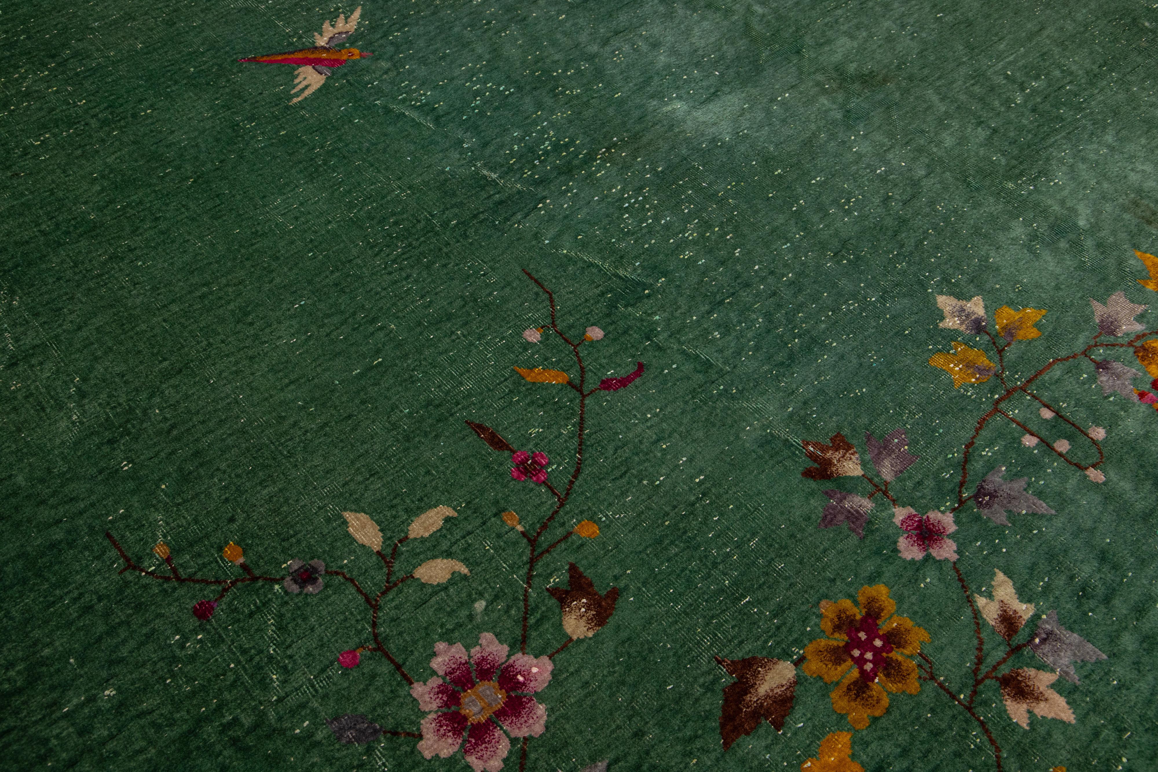 Green Chinese Art Deco Wool Rug Antique Handmade Designed With Floral Pattern   For Sale 2