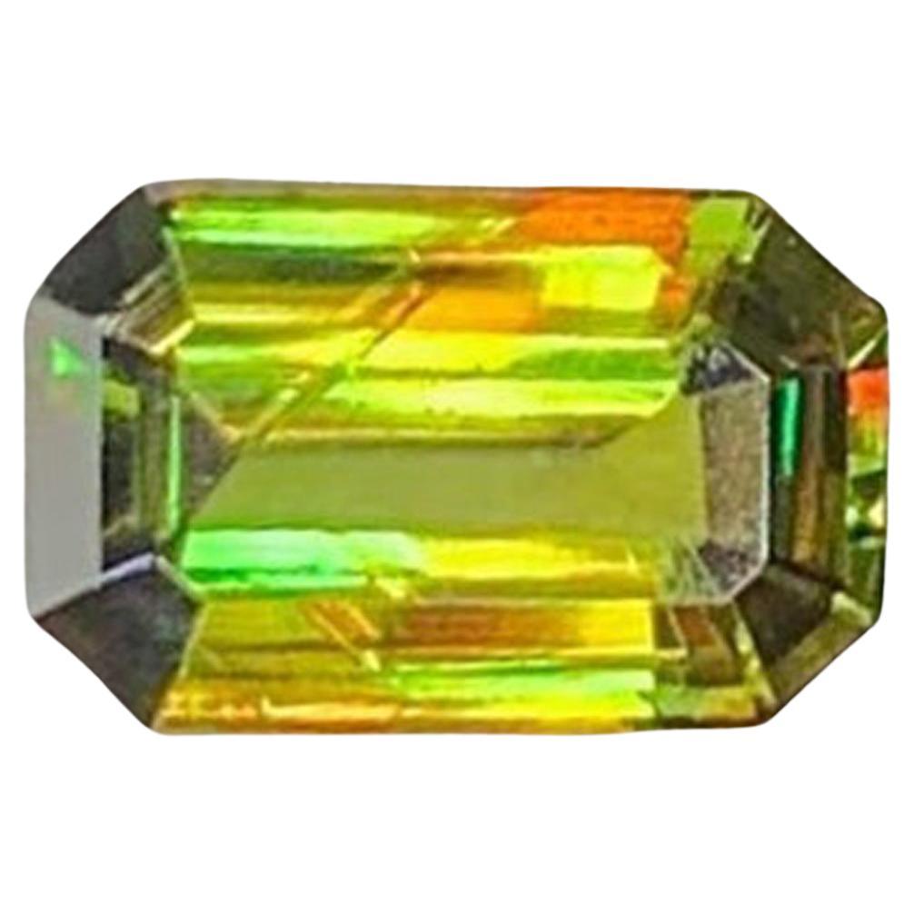 Grüner Chrom Sphene Edelstein: Glänzender Titanit im Smaragdschliff, 0.65 CT