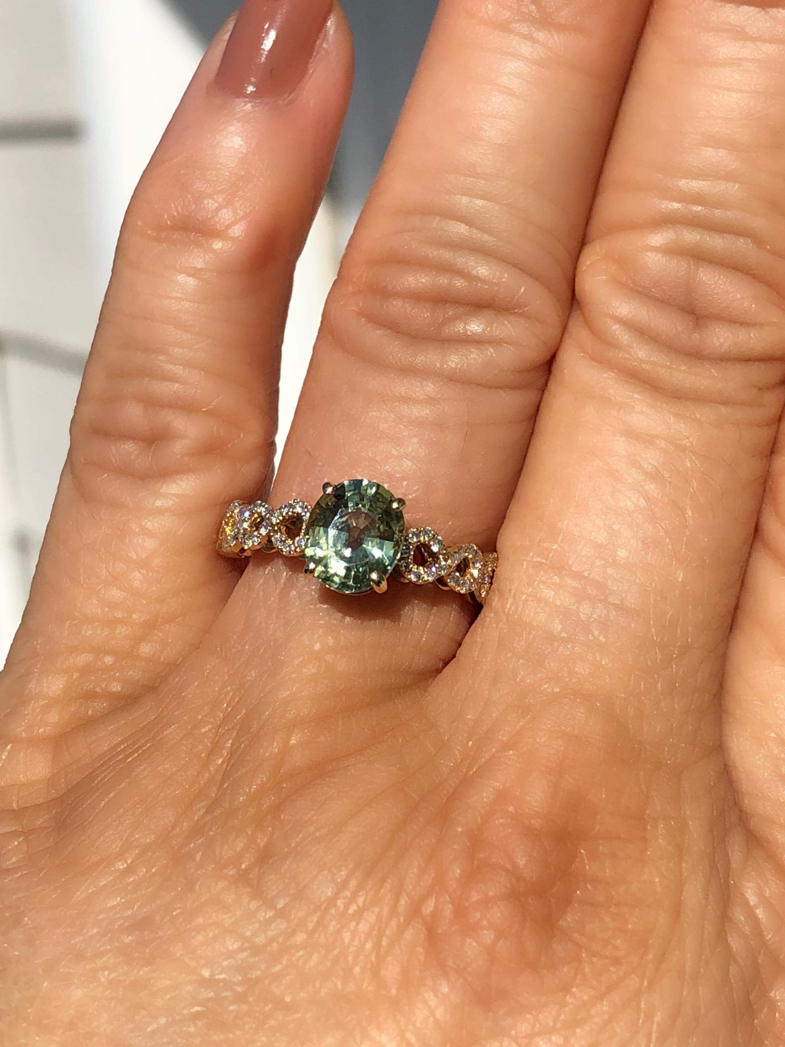 Women's Green Chrysoberyl Diamond Engagement Ring For Sale