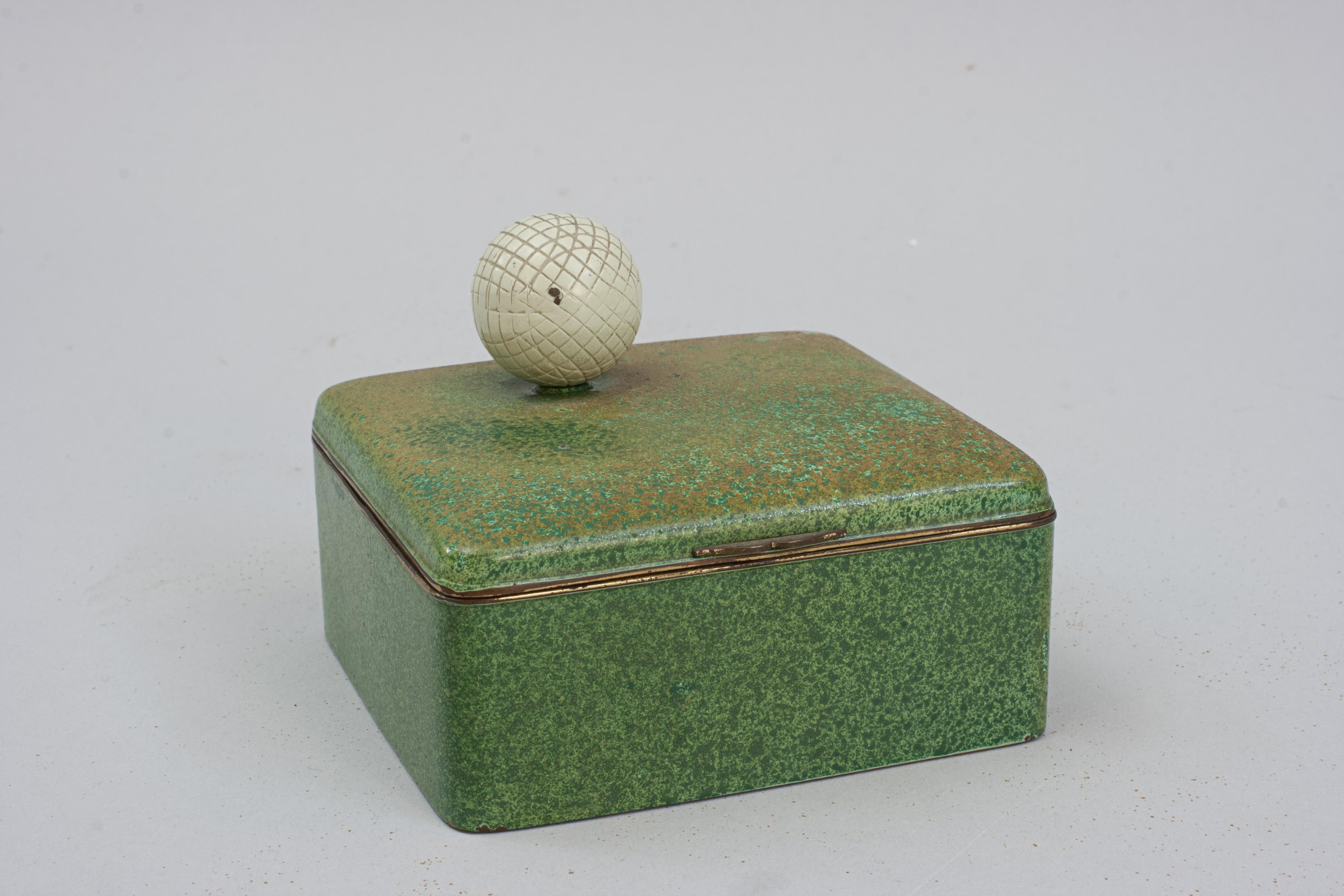 Caja Cigarett Verde Con Pelota De Golf en venta 2