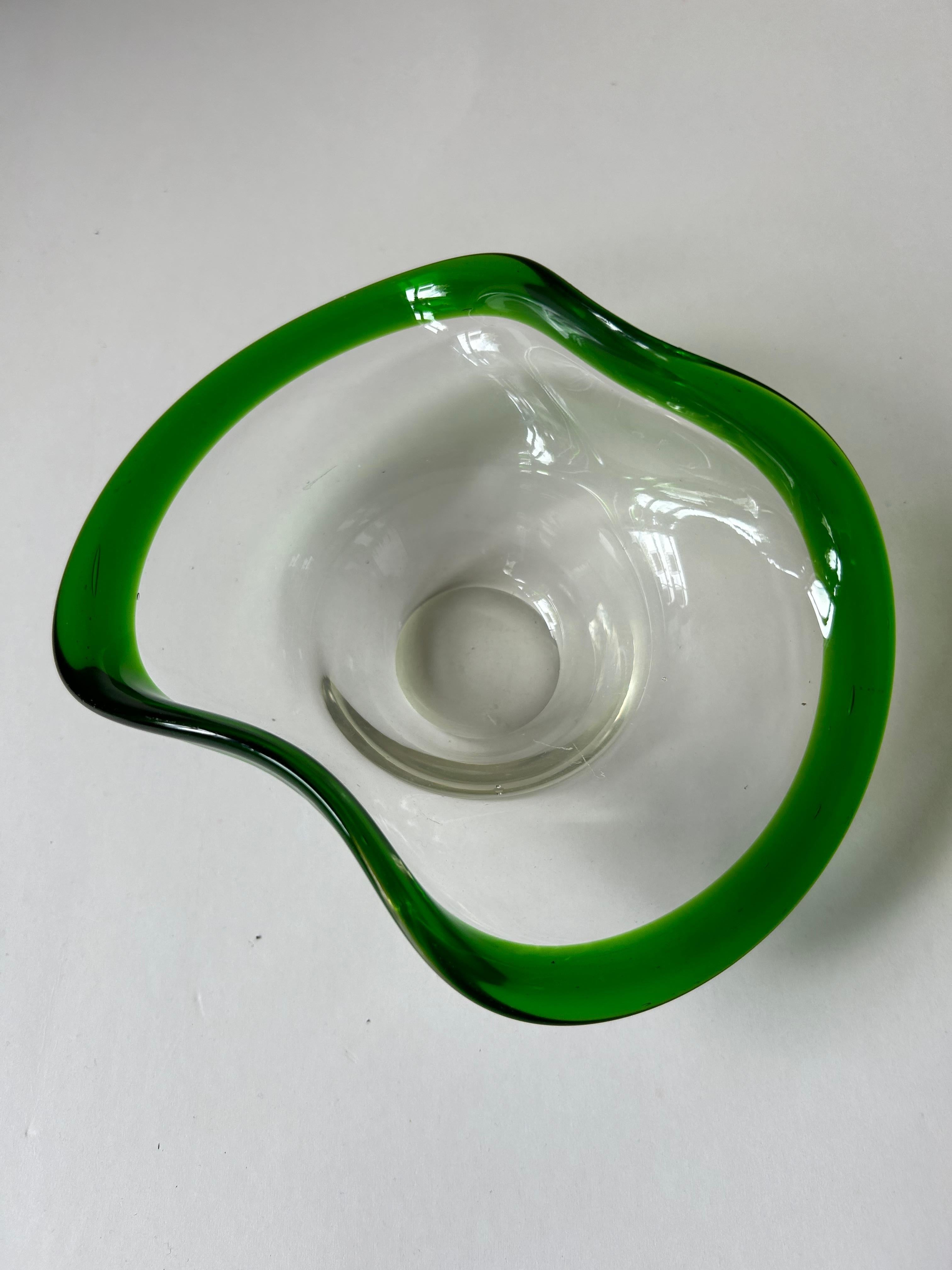 20th Century Green / Clear Murano Glass Bowl, Italy 1960s For Sale