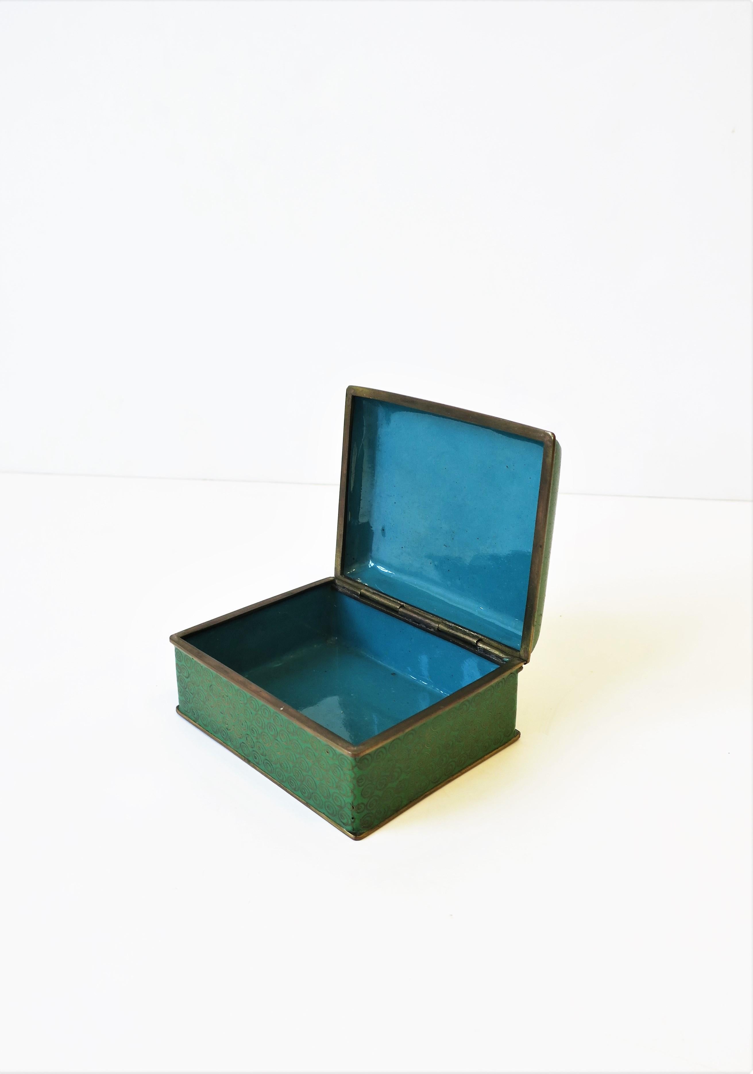 Green Cloisonné Enamel and Brass Jewelry Box For Sale 2