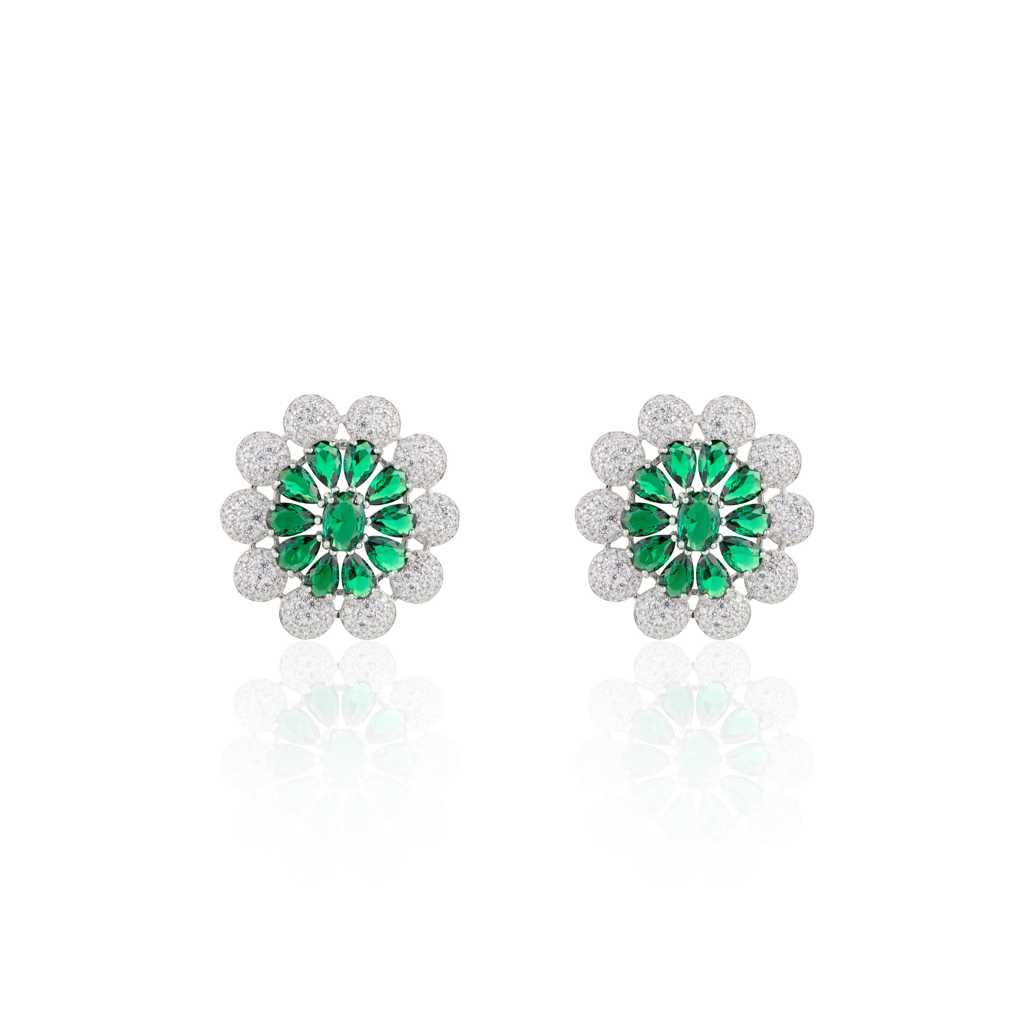 Green Color Zircon Flower Stud Earrings in 925 Silver Fashion Jewelry for Mom For Sale 1