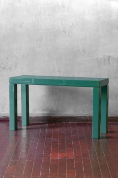 Green Console – Lacquered Series