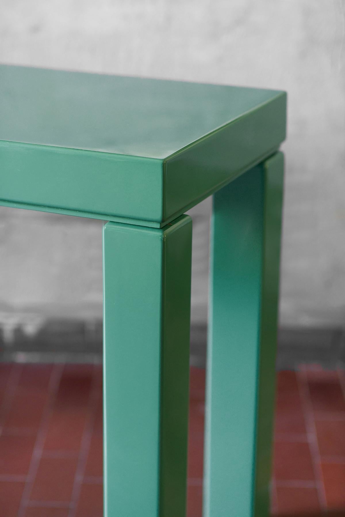 Wood Green Console – Lacquered Series
