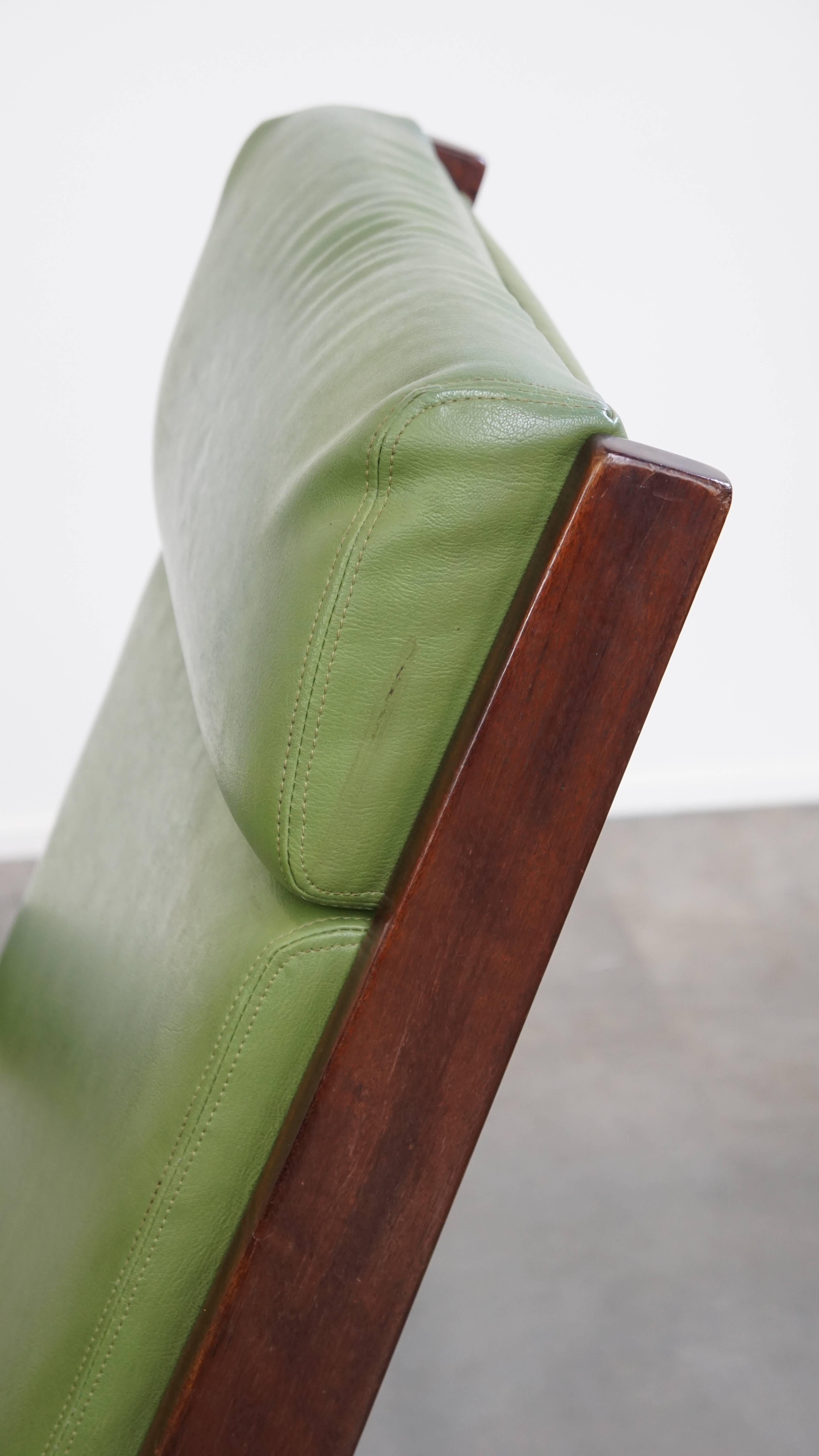 Green Cowhide Leather and Wooden Vintage Design Armchair For Sale 6
