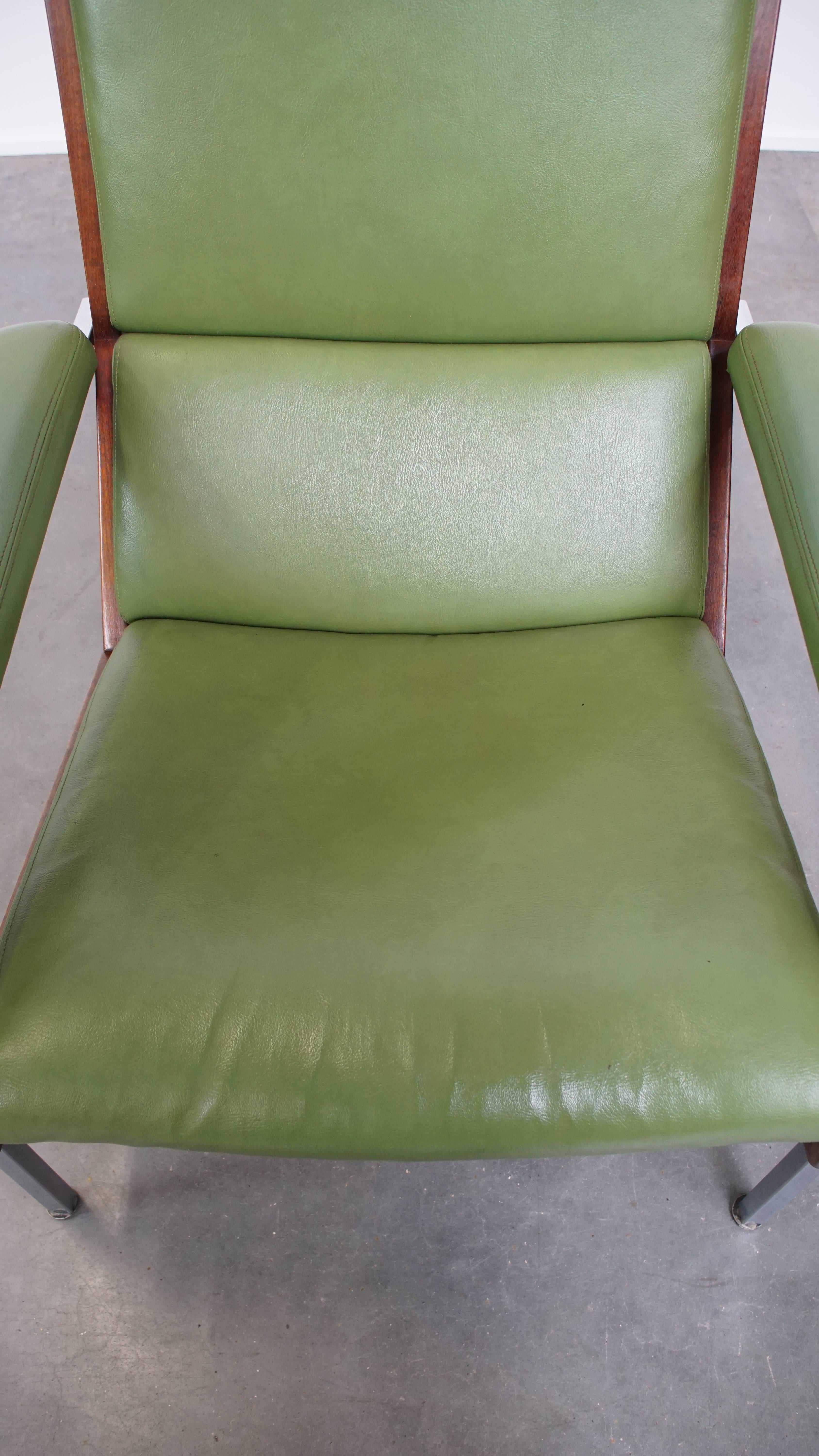 20th Century Green Cowhide Leather and Wooden Vintage Design Armchair For Sale