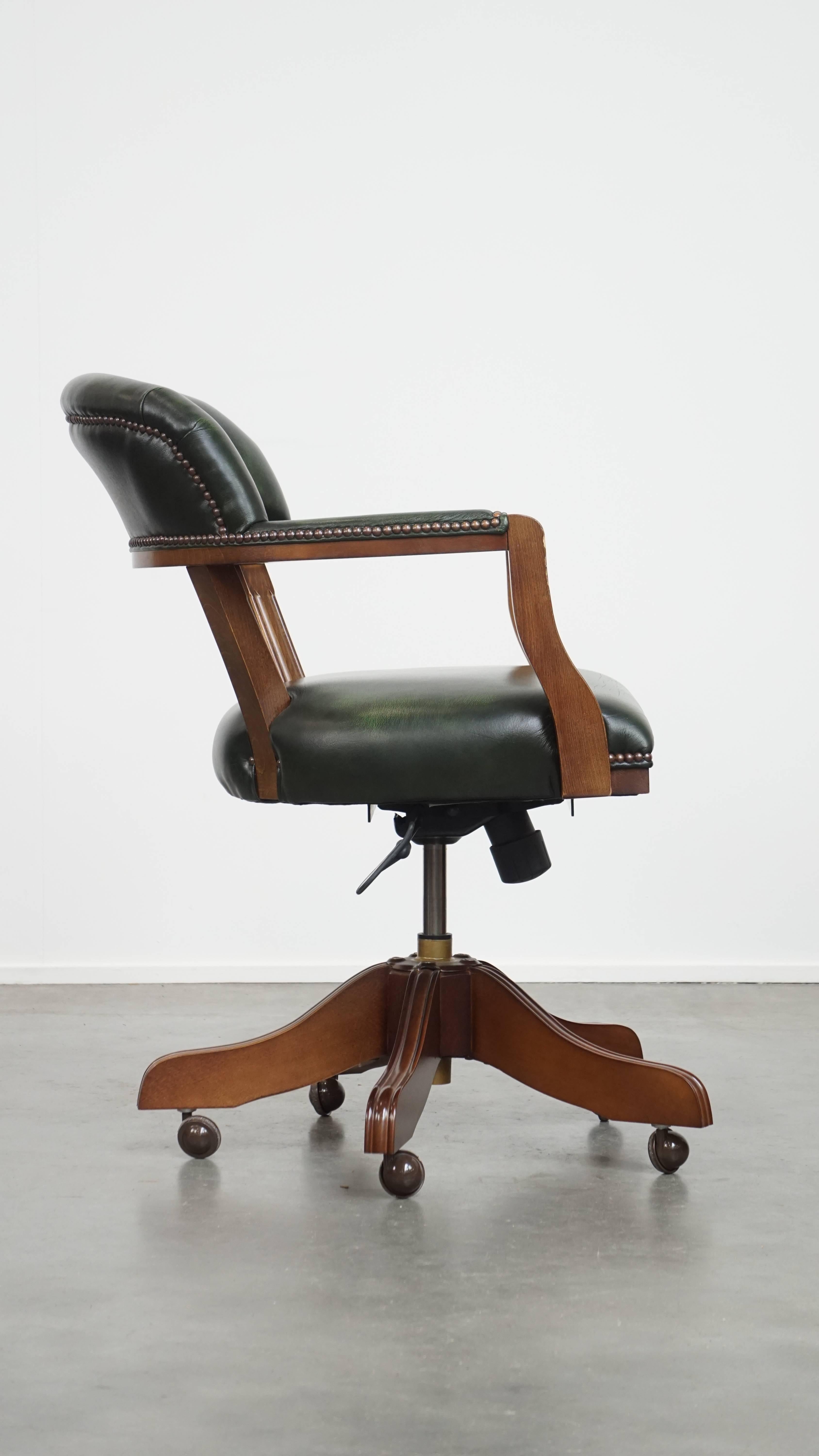 Classical Roman Green Cowhide Leather Chesterfield Office Chair in English Style on Wheels