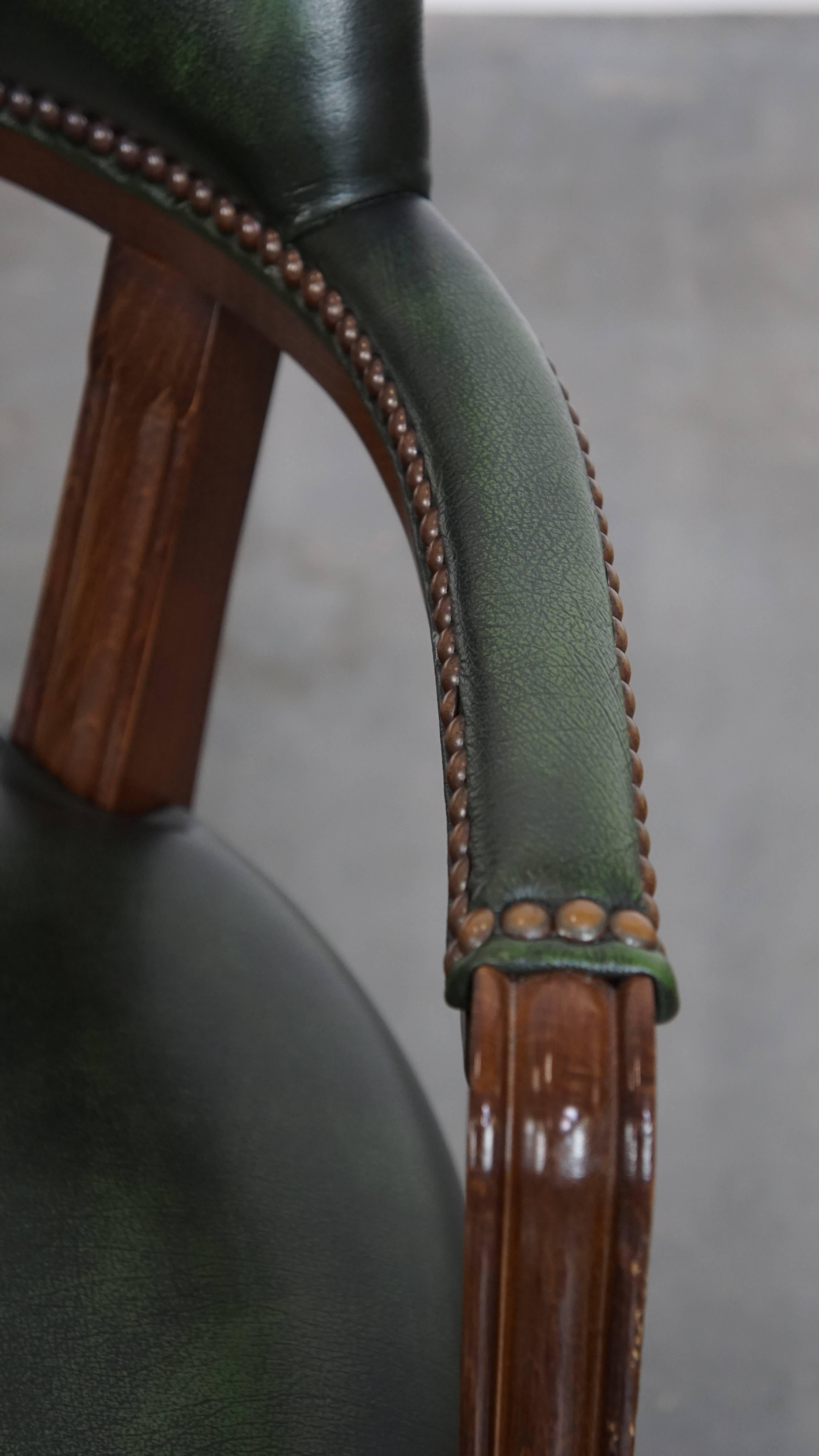 Green Cowhide Leather Chesterfield Office Chair in English Style on Wheels 2