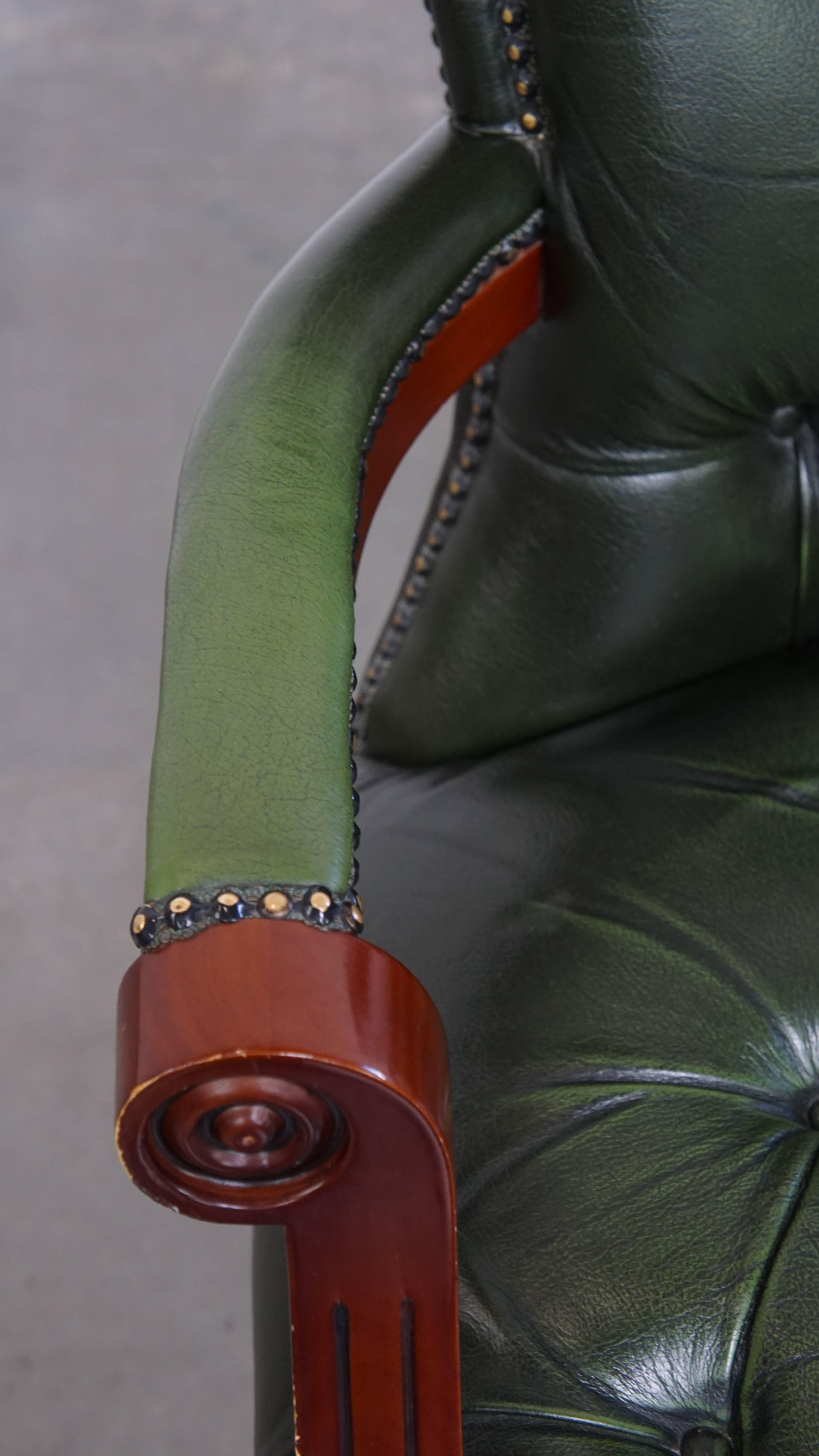 Green Cowhide Leather Chesterfield Office Chair on Wheels For Sale 2