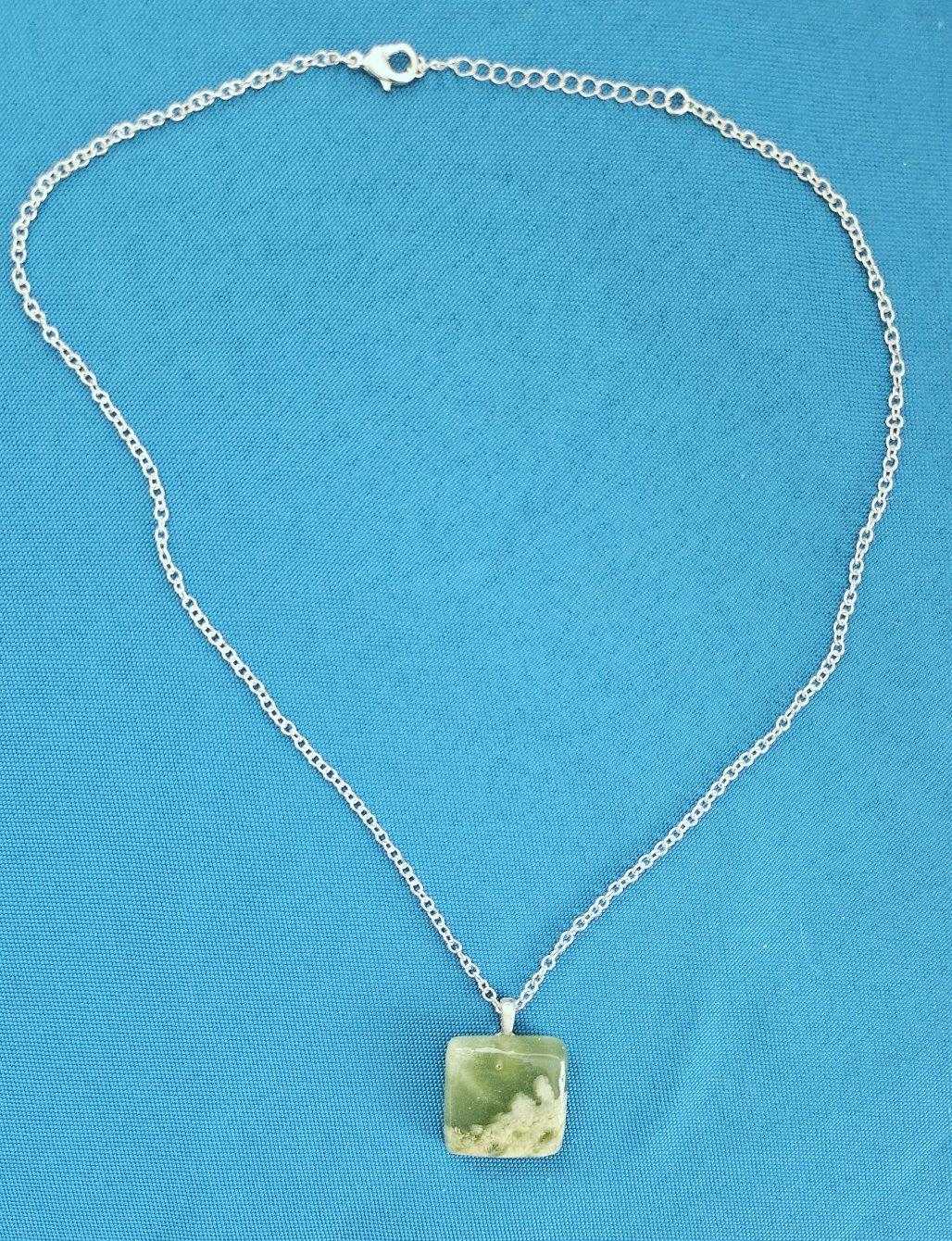 Green & Cream Semiprecious Stone Pendant Necklace, a Delicate Soft Square Shape For Sale 2