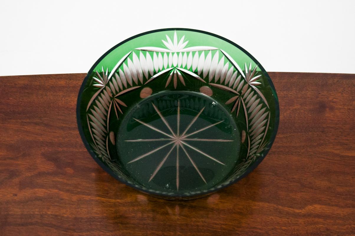 Green Crystal Bowl, Poland, 1960s In Good Condition For Sale In Chorzów, PL