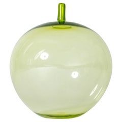 Manzana de cristal verde de Ingeborg Lundin para Orrefors, Suecia, 1957