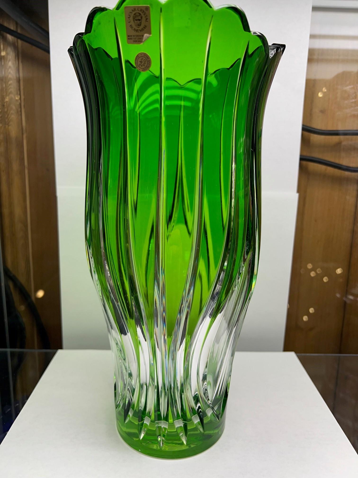 Green Crystal Vase by Caesar Crystal Bohemiae Co. Czech Republic In Good Condition For Sale In Stamford, CT