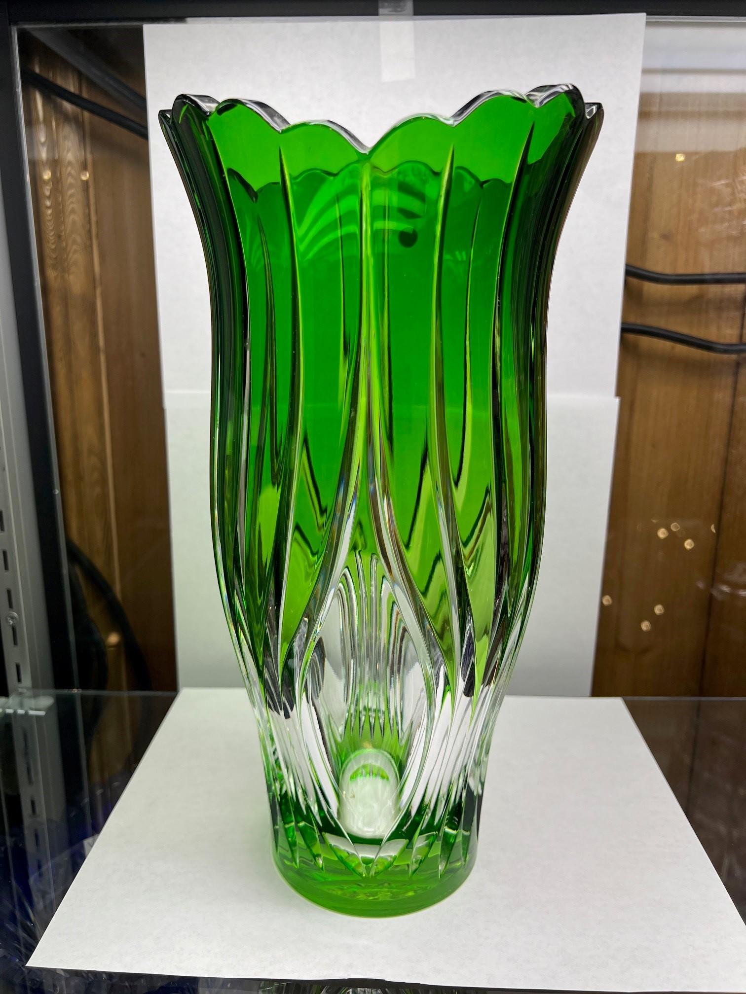 Green Crystal Vase by Caesar Crystal Bohemiae Co. Czech Republic For Sale 5