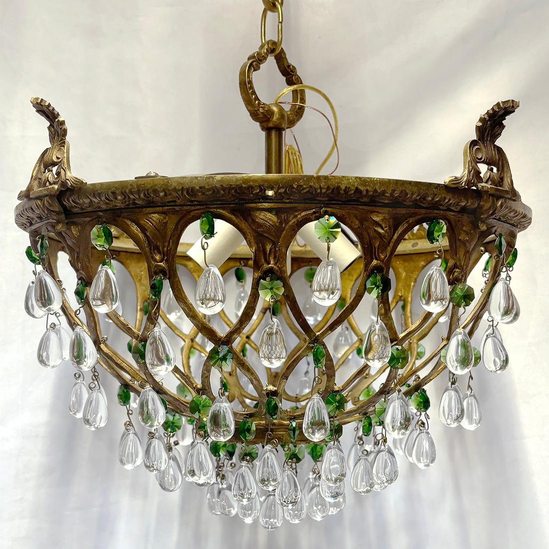 Francese Green Crystals Light Fixture in vendita