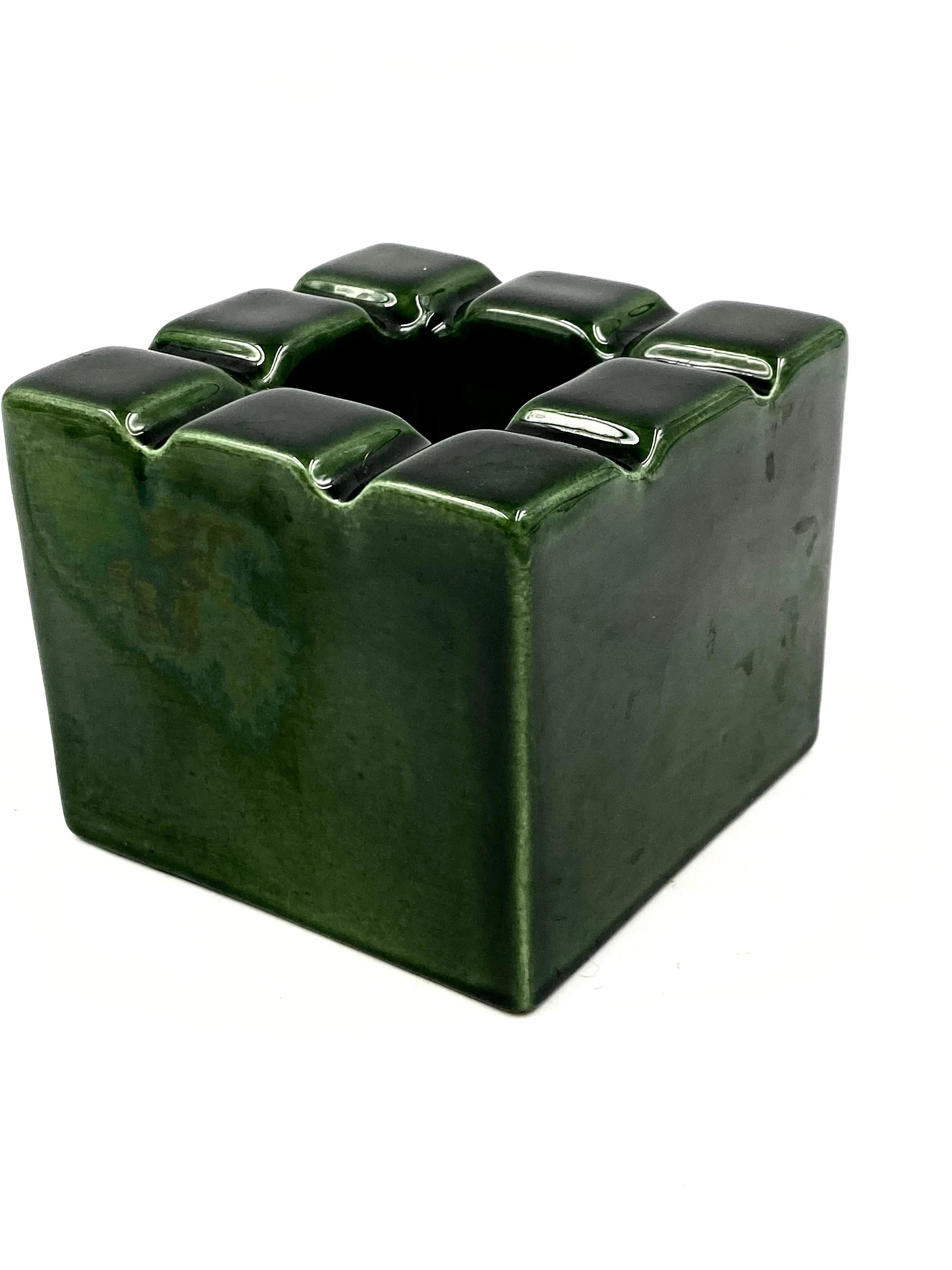 Green Cubic Glazed Ceramic Ashtray, Sicart, Italy, 1970s In Good Condition In Firenze, IT