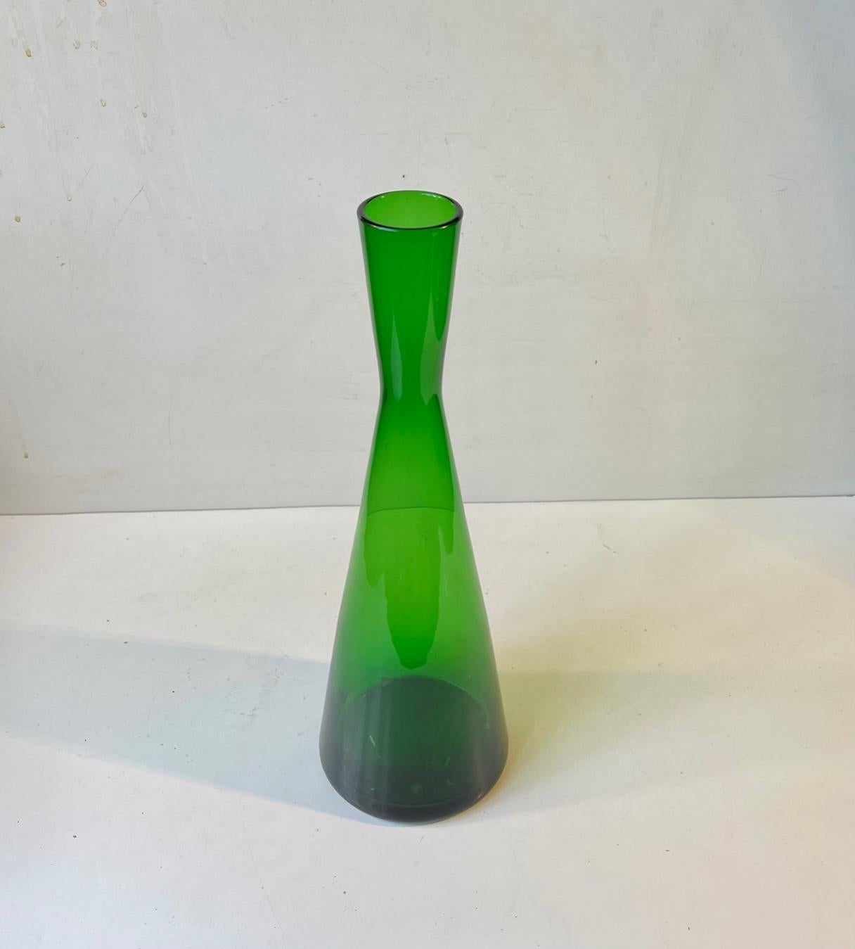 Scandinavian Modern Green Danish Diablo Glass Vase by Per Lütken for Holmegaard, 1960s For Sale