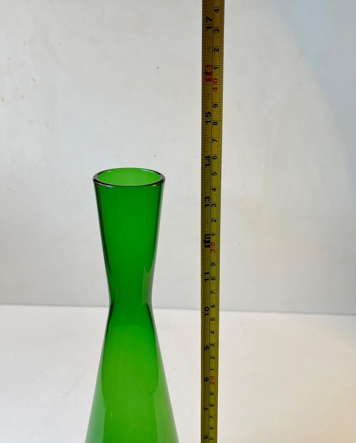 Green Danish Diablo Glass Vase by Per Lütken for Holmegaard, 1960s In Good Condition For Sale In Esbjerg, DK