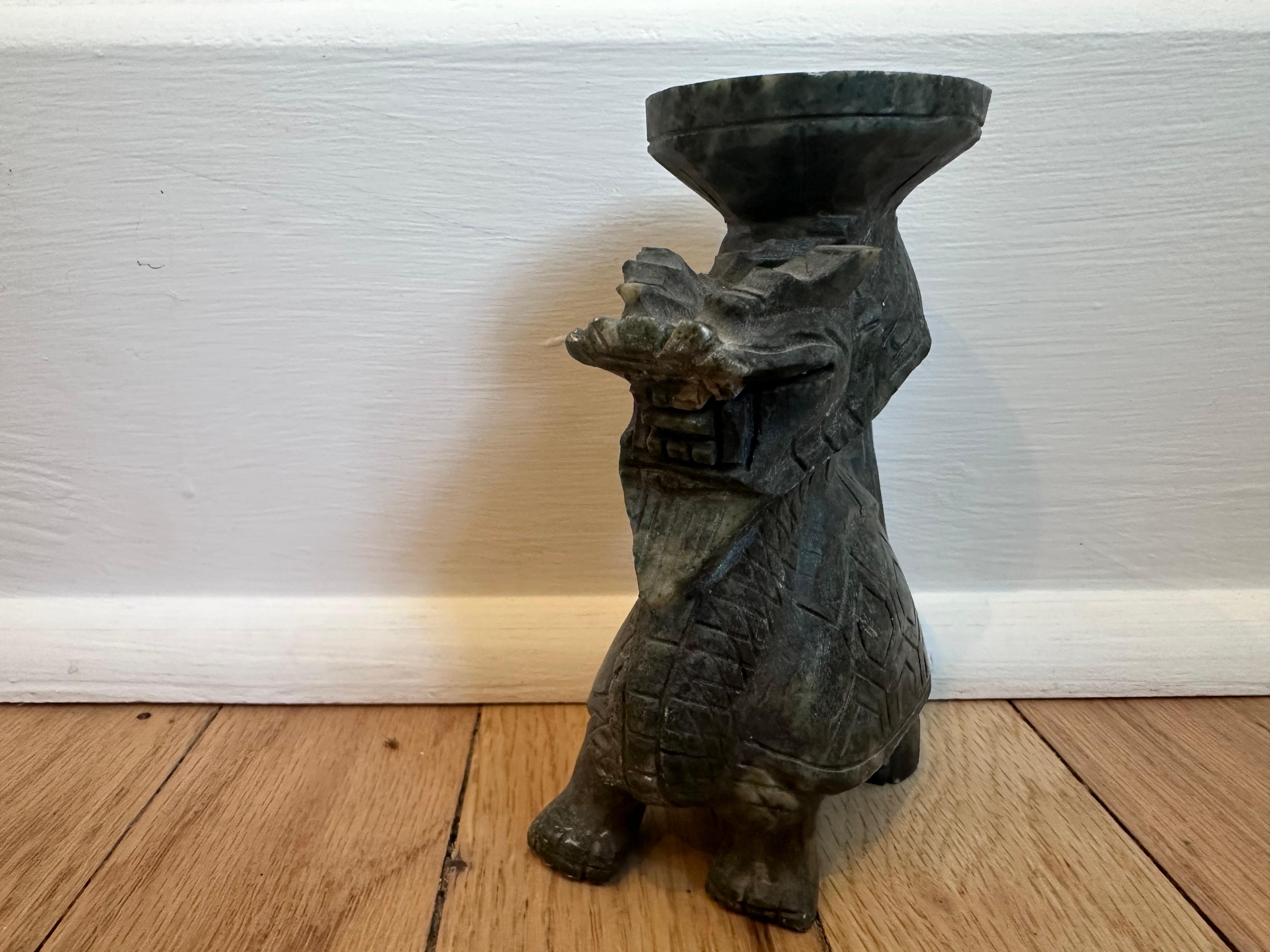 Greene & Greene Stone Stone Dragon Carving With Dish Candleholder Incense Holder en vente 7