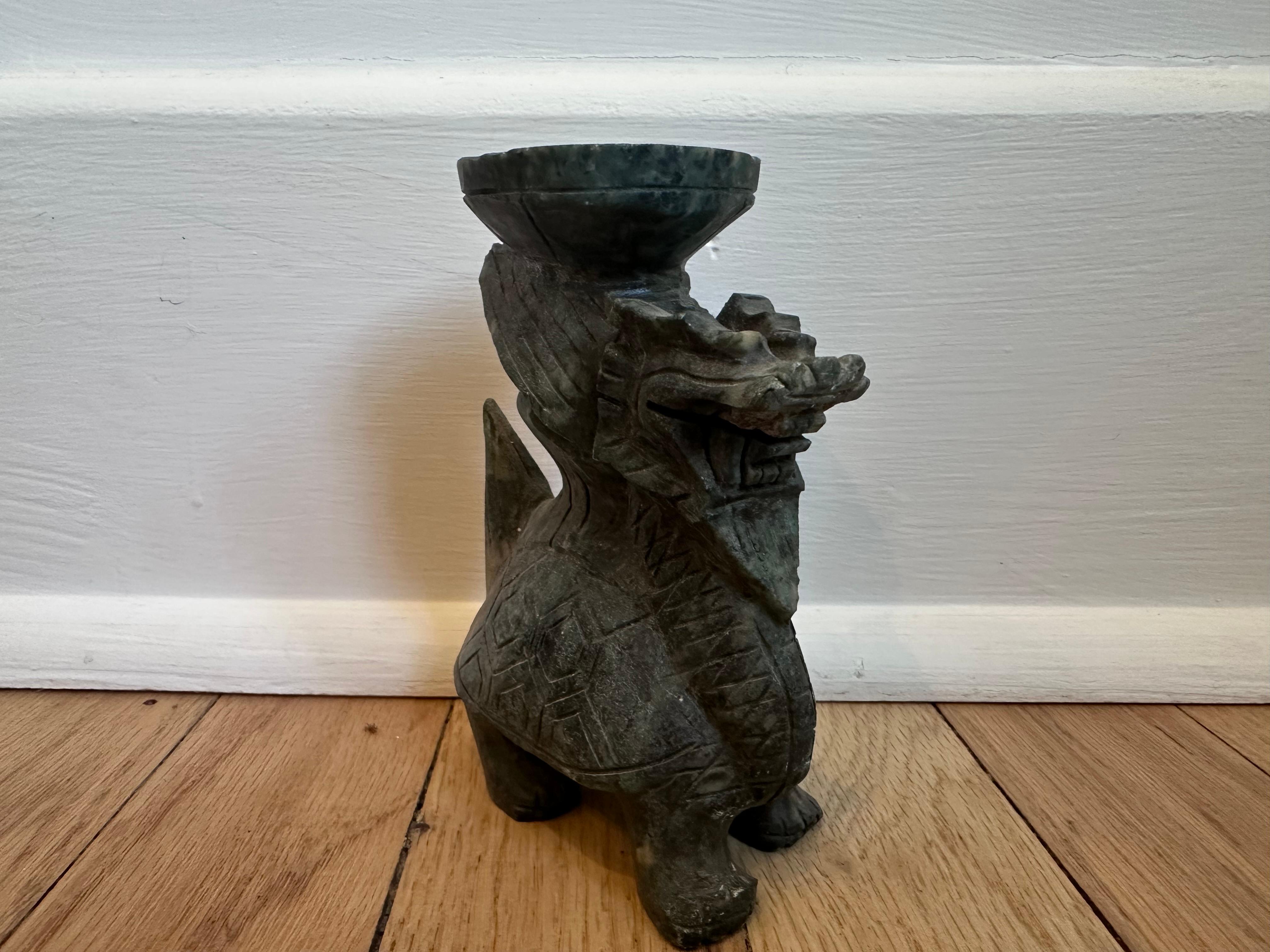 Greene & Greene Stone Stone Dragon Carving With Dish Candleholder Incense Holder en vente 2