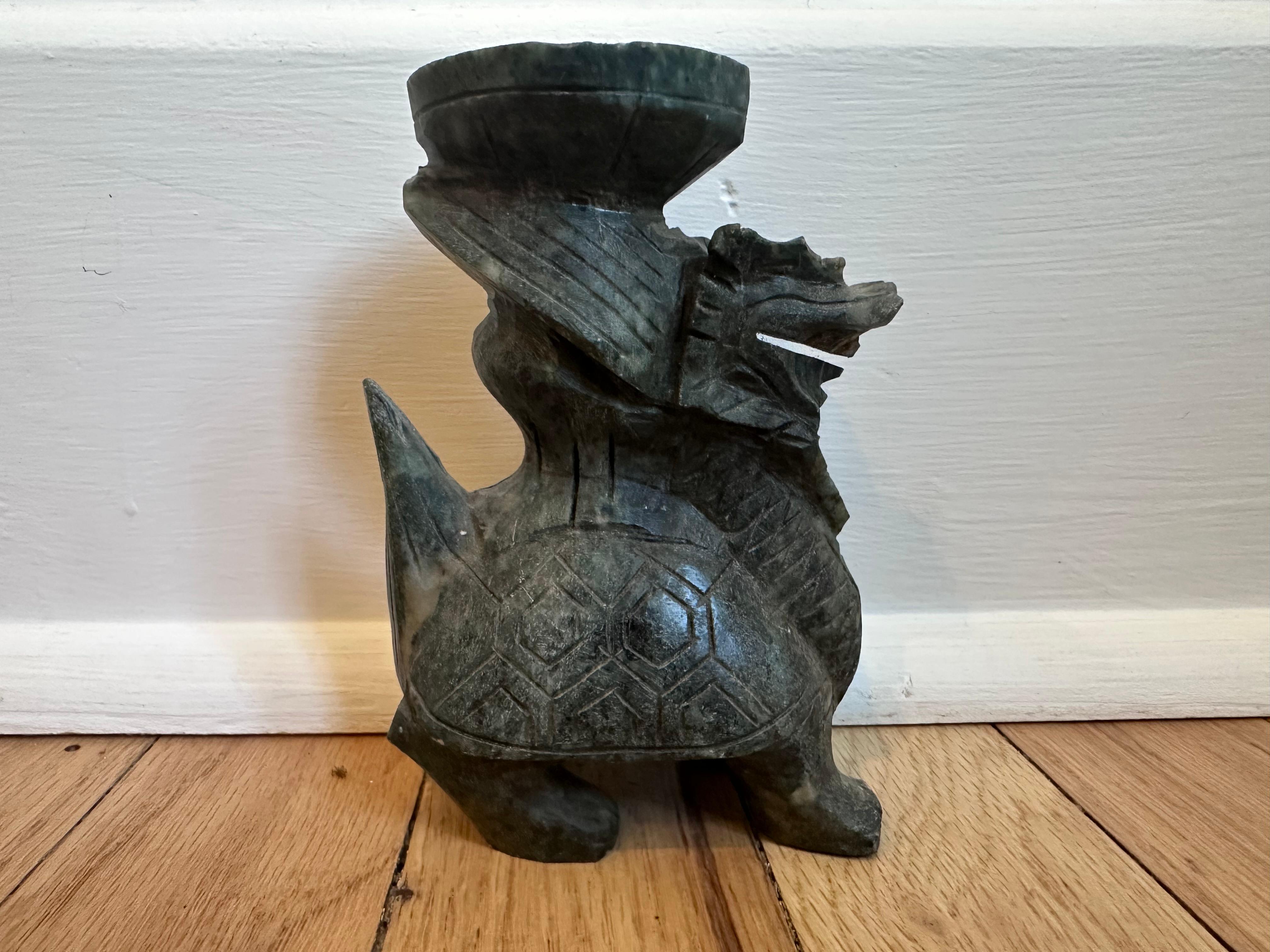 Greene & Greene Stone Stone Dragon Carving With Dish Candleholder Incense Holder en vente 3