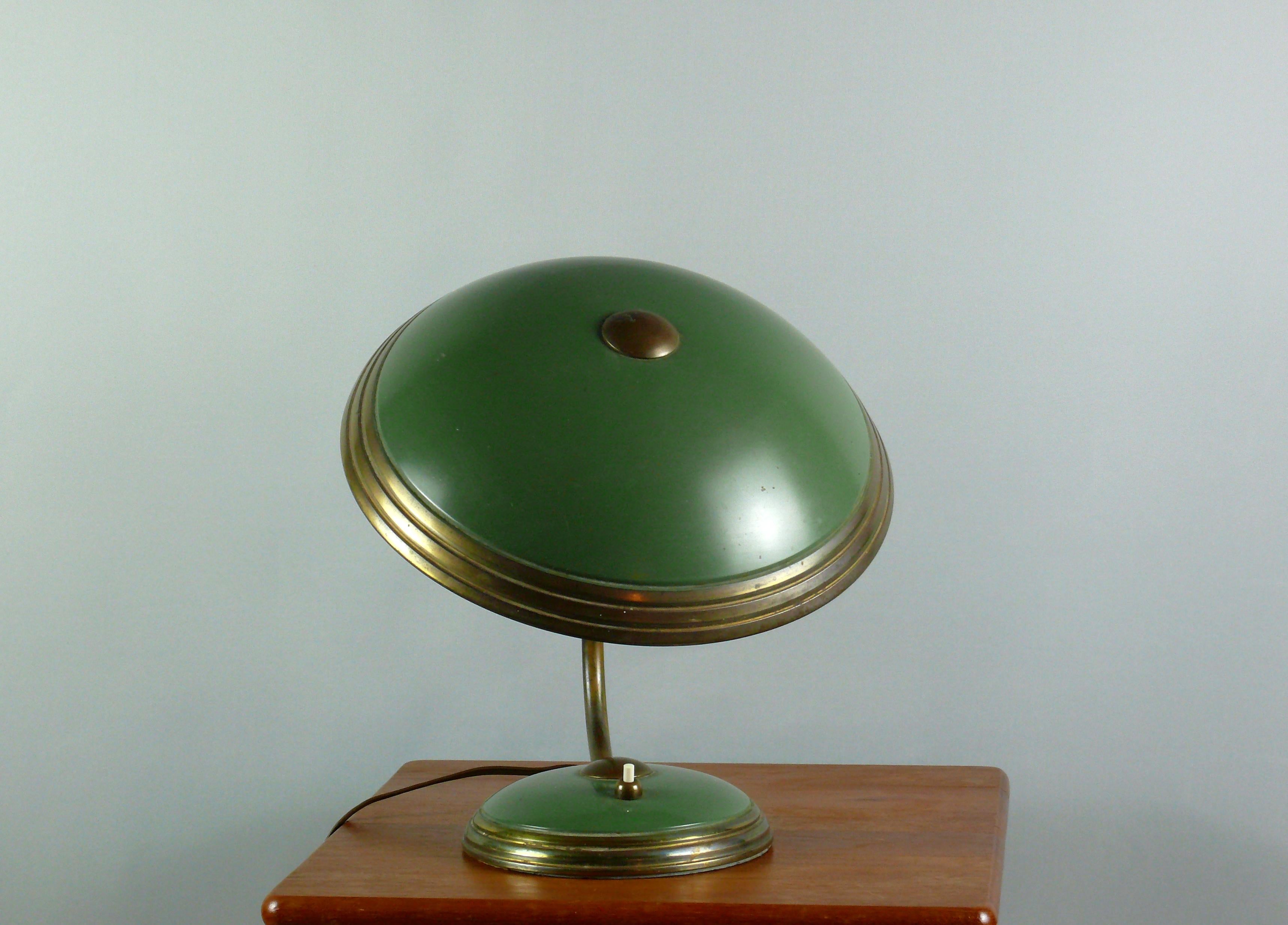 Green Desk Lamp by Helo Leuchten Germany, 1950s In Good Condition For Sale In Schwerin, MV