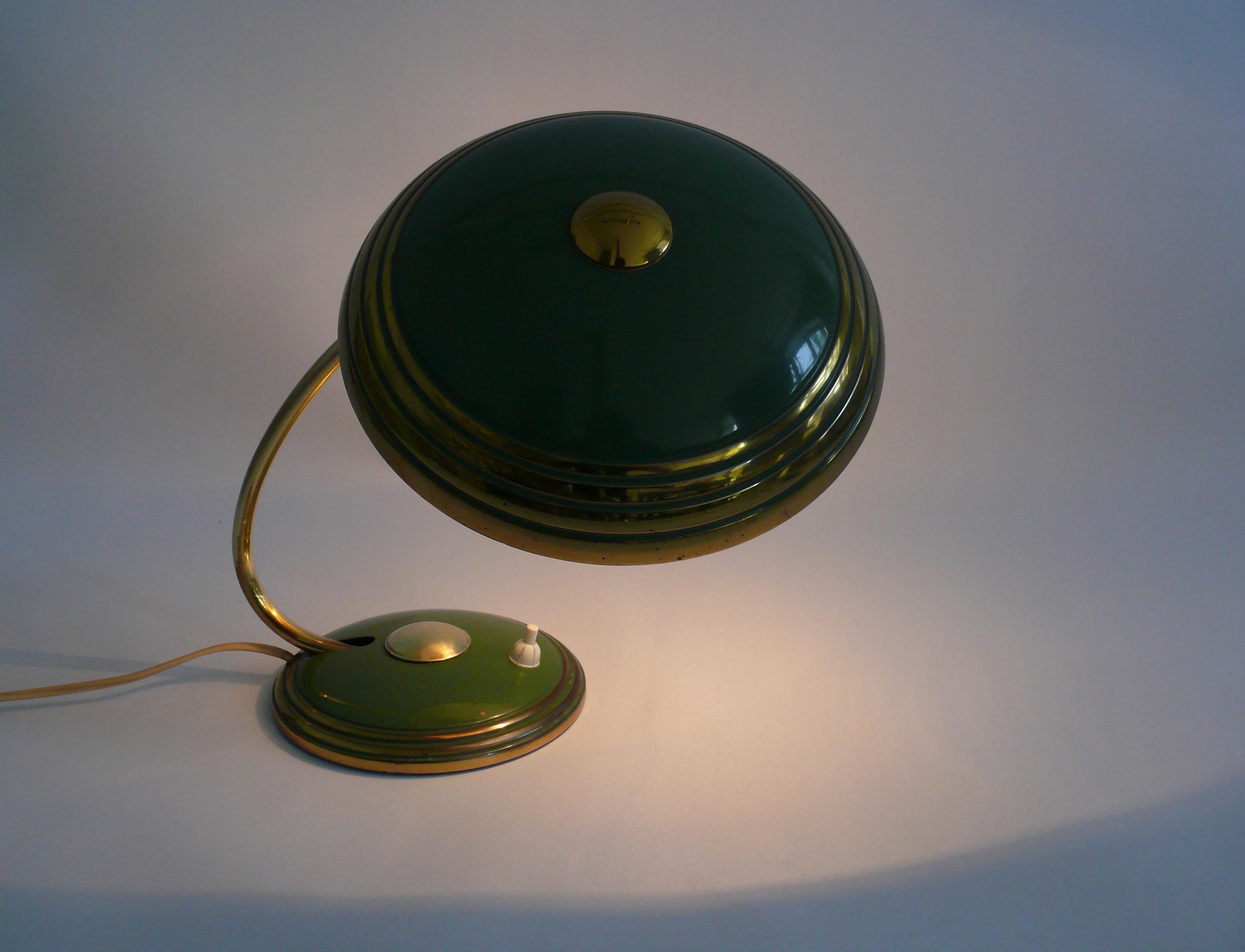 Schreibtischlampe in Grün von Helo Leuchten, Deutschland, 1950er Jahre (Mitte des 20. Jahrhunderts)