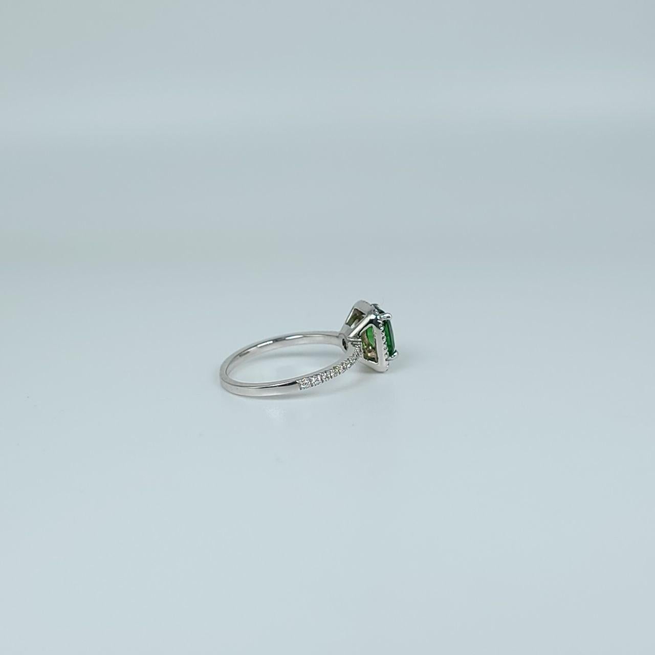 Green Diamaond Ring Engagement Ring 14 Karat White Gold Tsavorite Diamond Ring For Sale 2